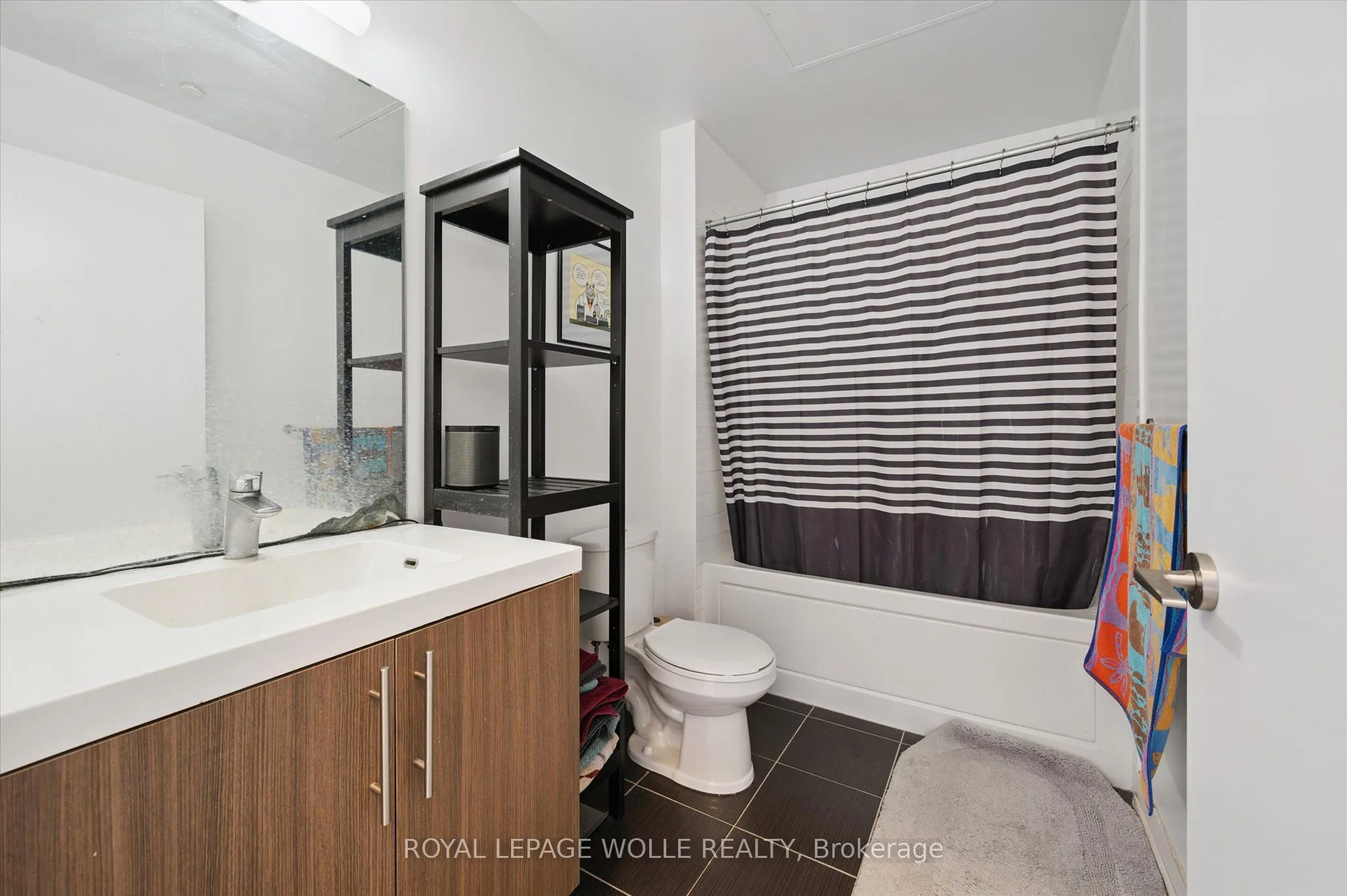85 Duke Street W #1707