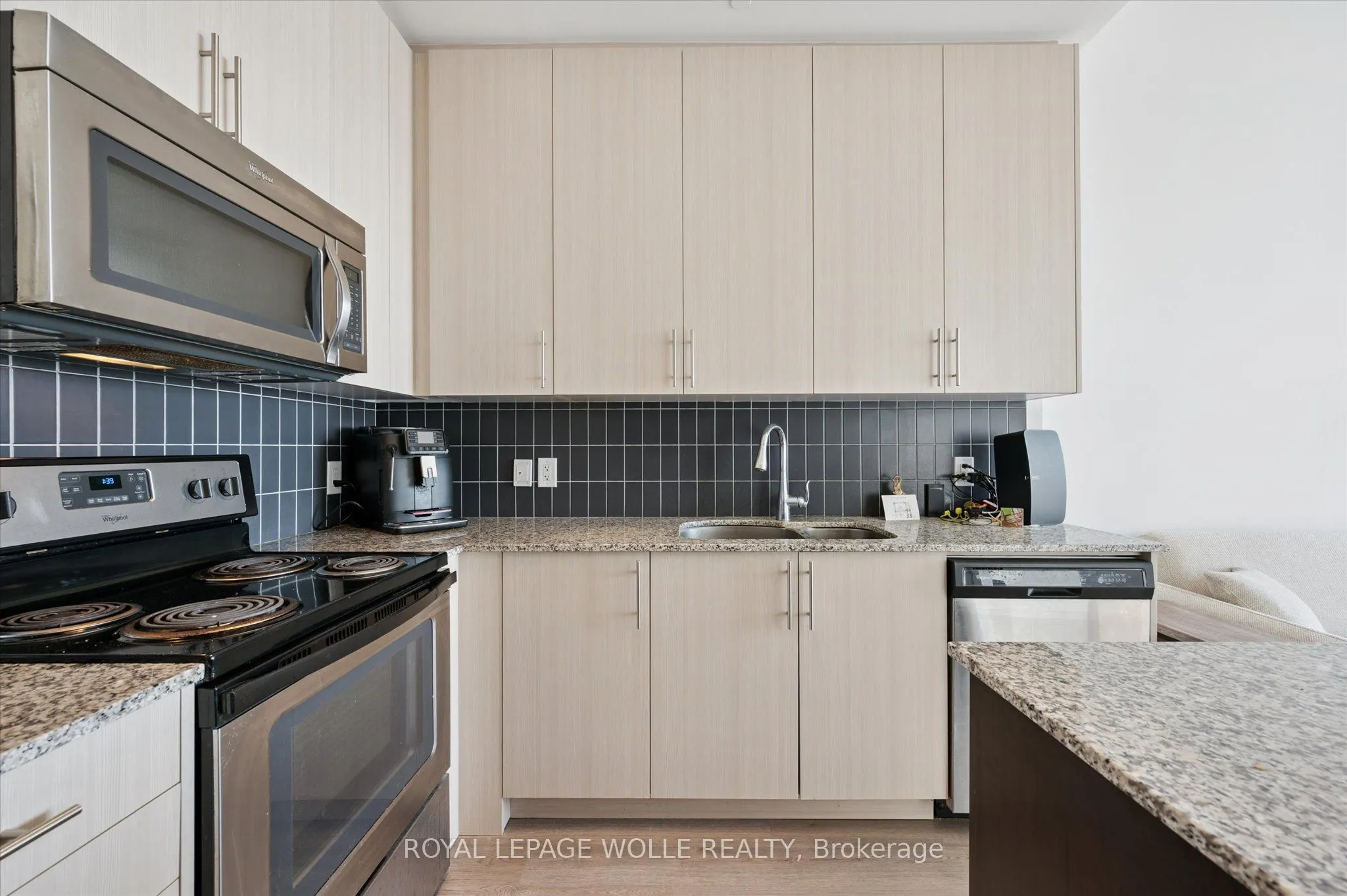 85 Duke Street W #1707