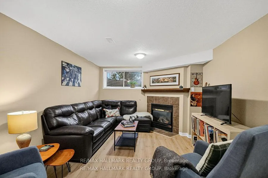 135 Gatespark Private