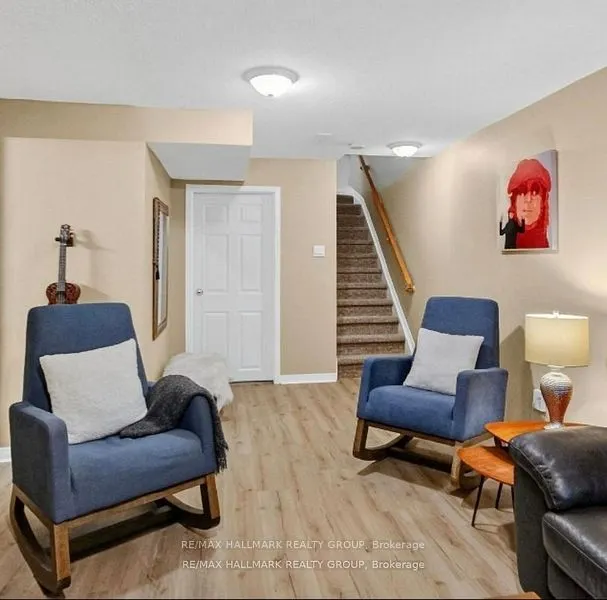 135 Gatespark Private
