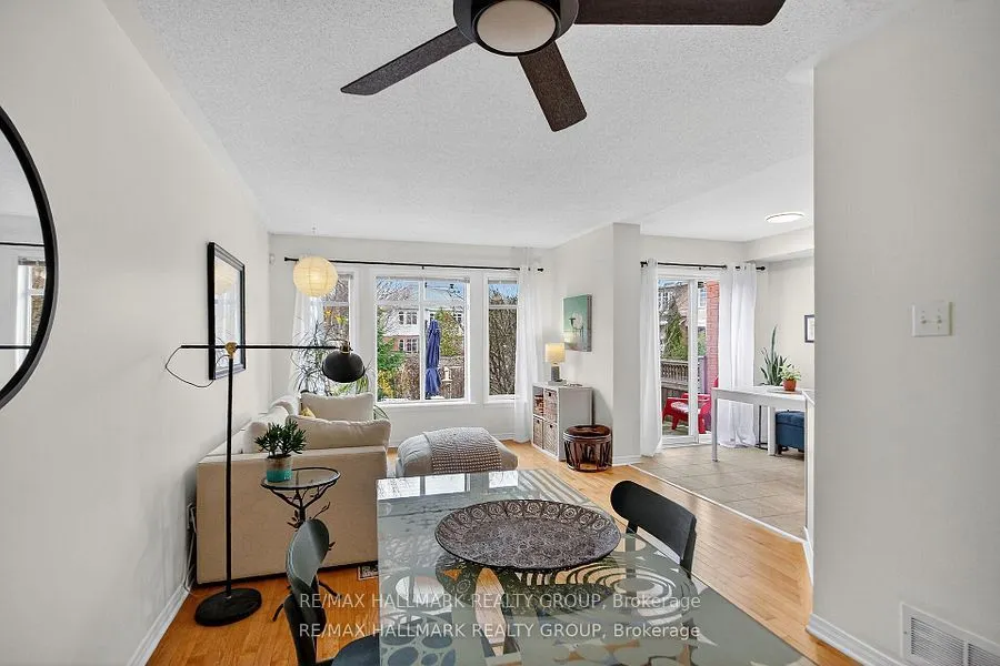 135 Gatespark Private