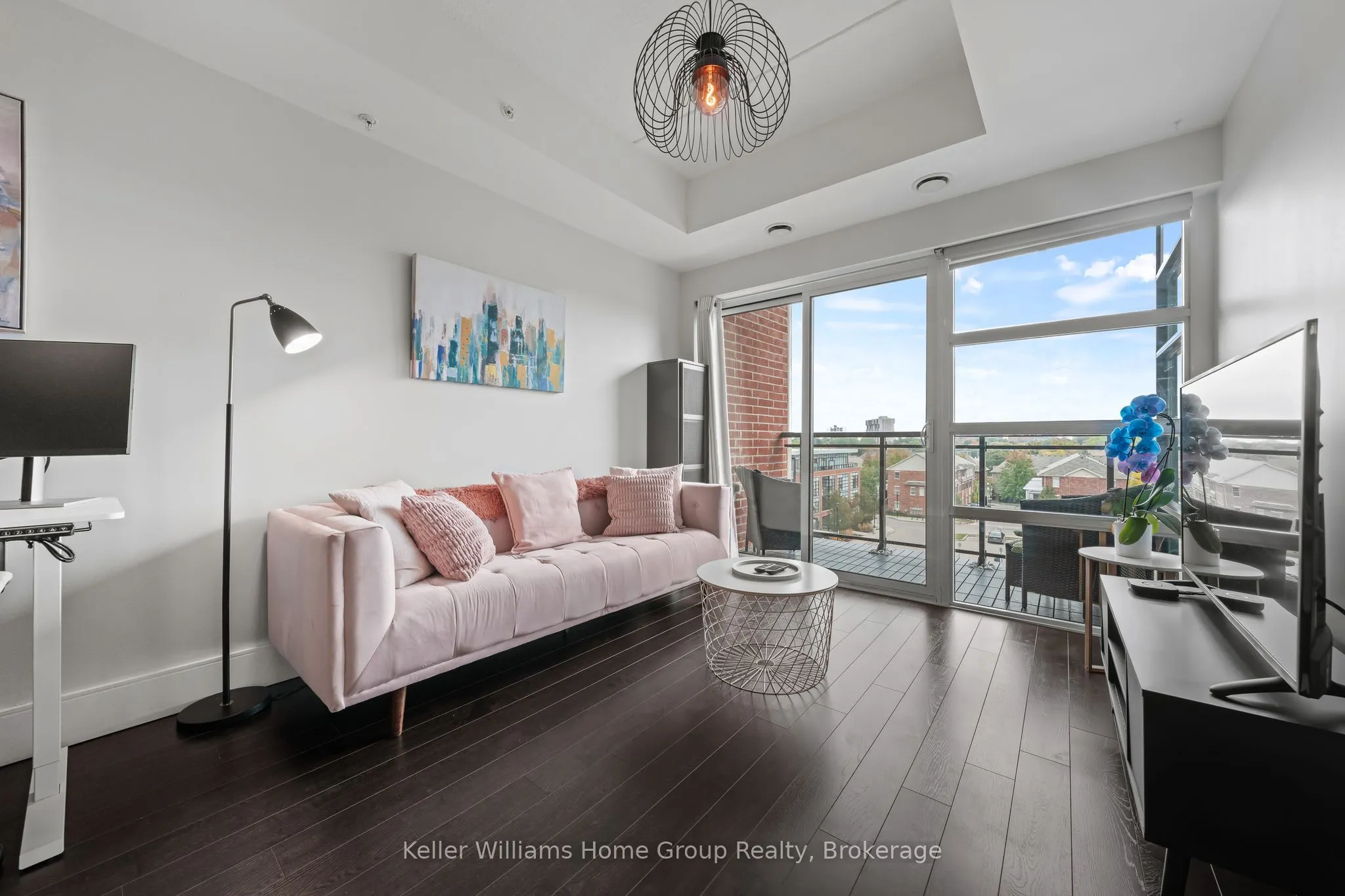 15 Prince Albert Boulevard #503