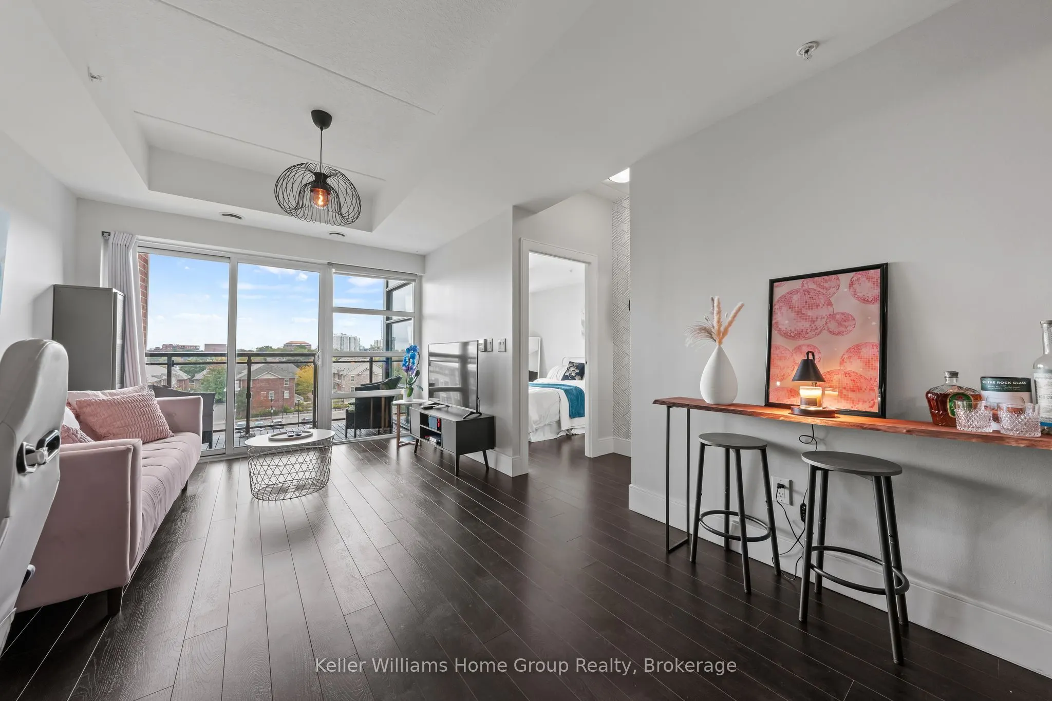 15 Prince Albert Boulevard #503