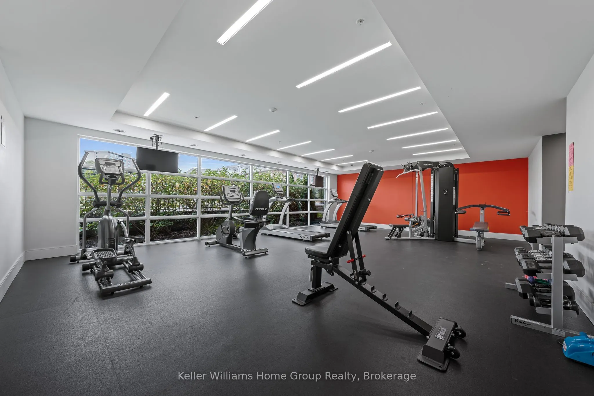 15 Prince Albert Boulevard #503
