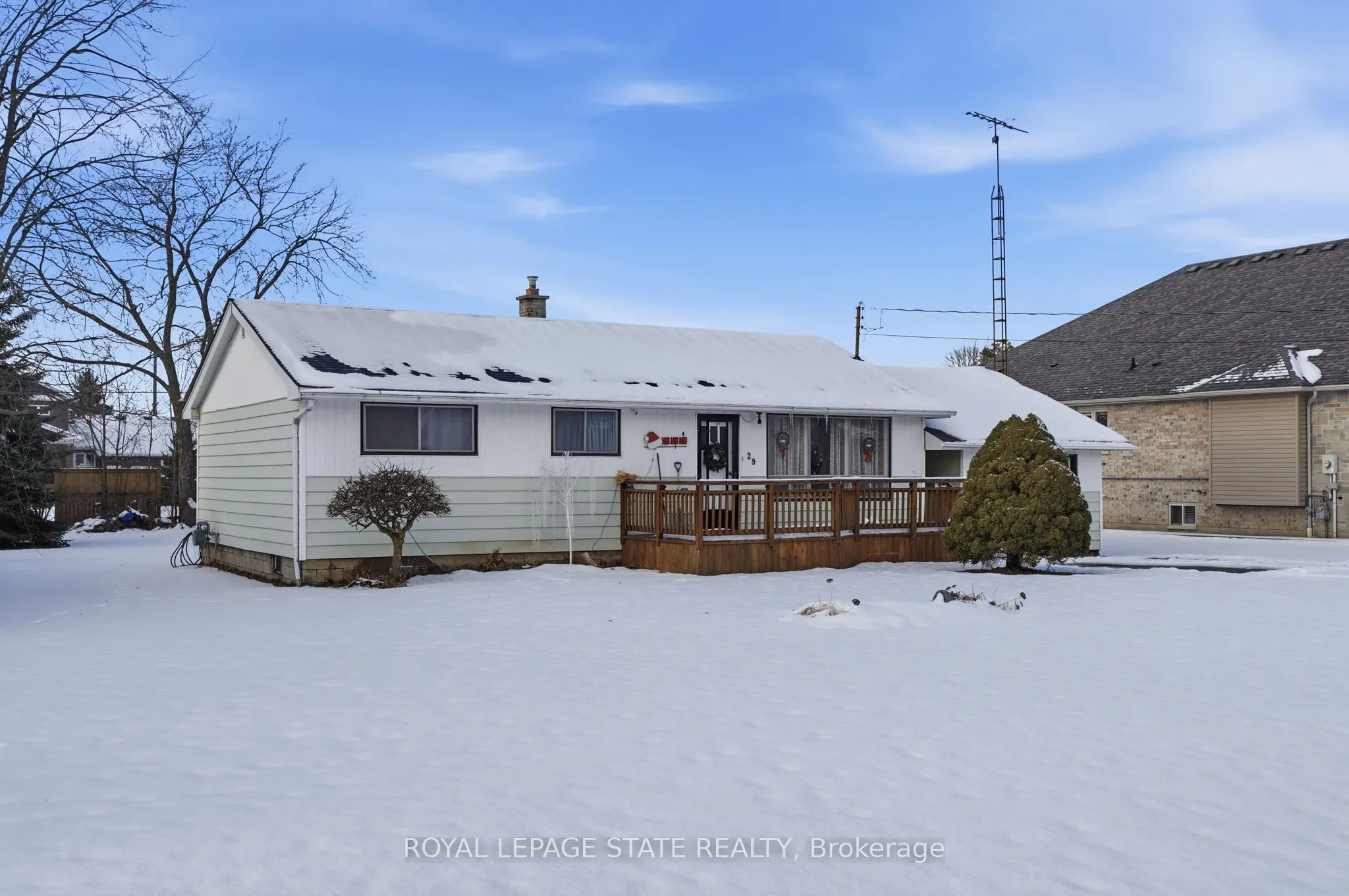 29 Leckie Avenue
