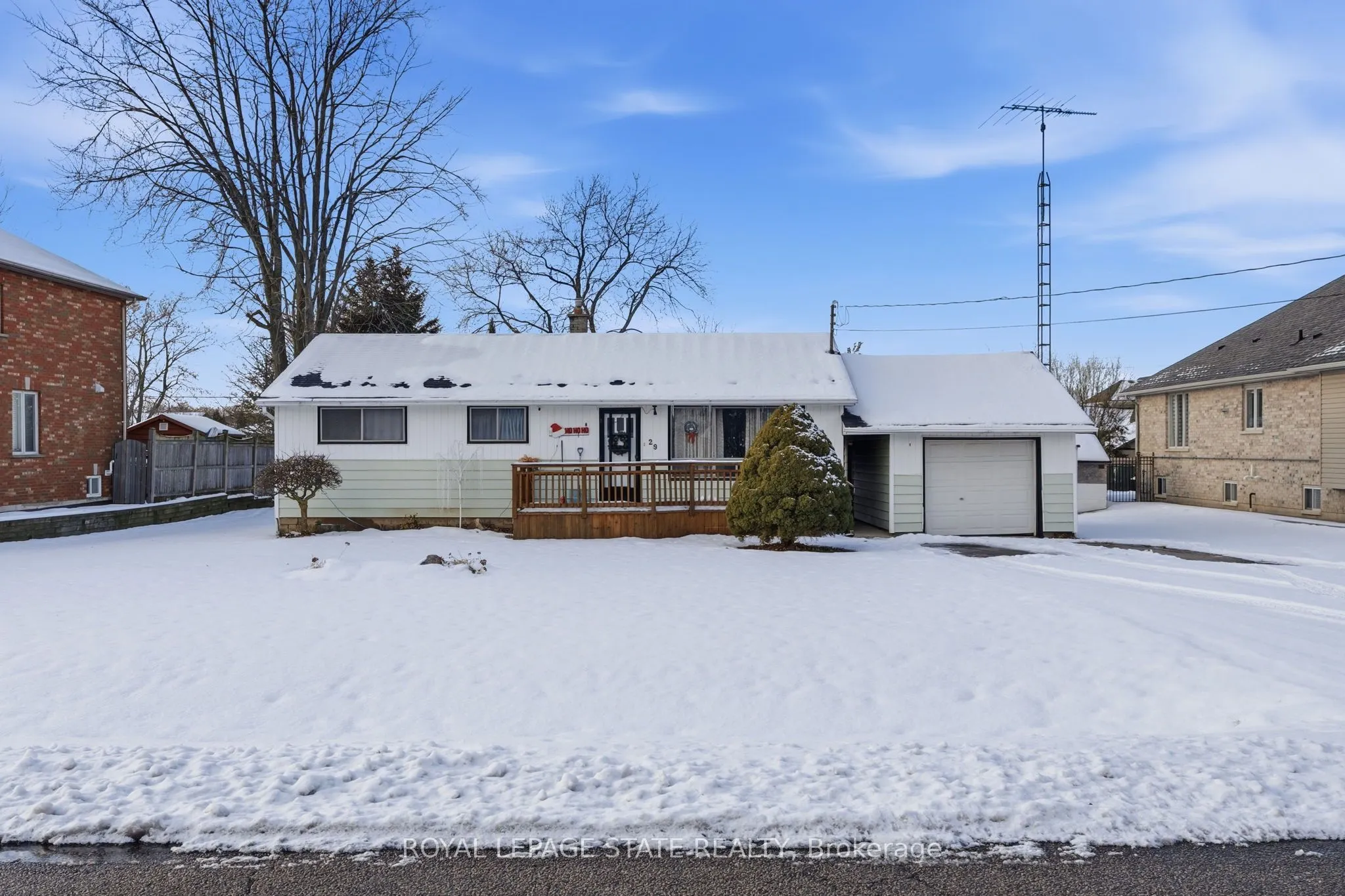 29 Leckie Avenue