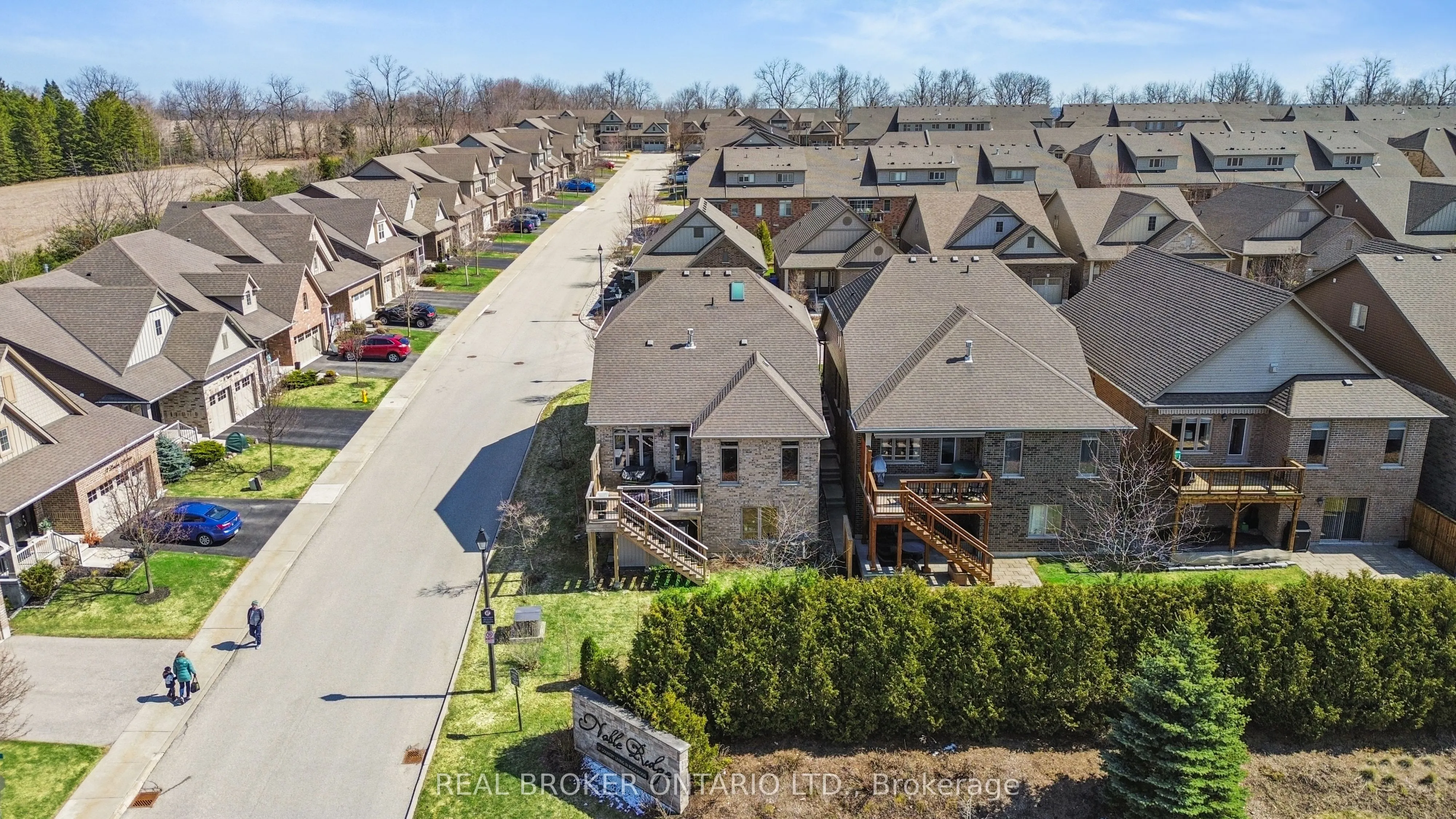 10 Chestnut Drive