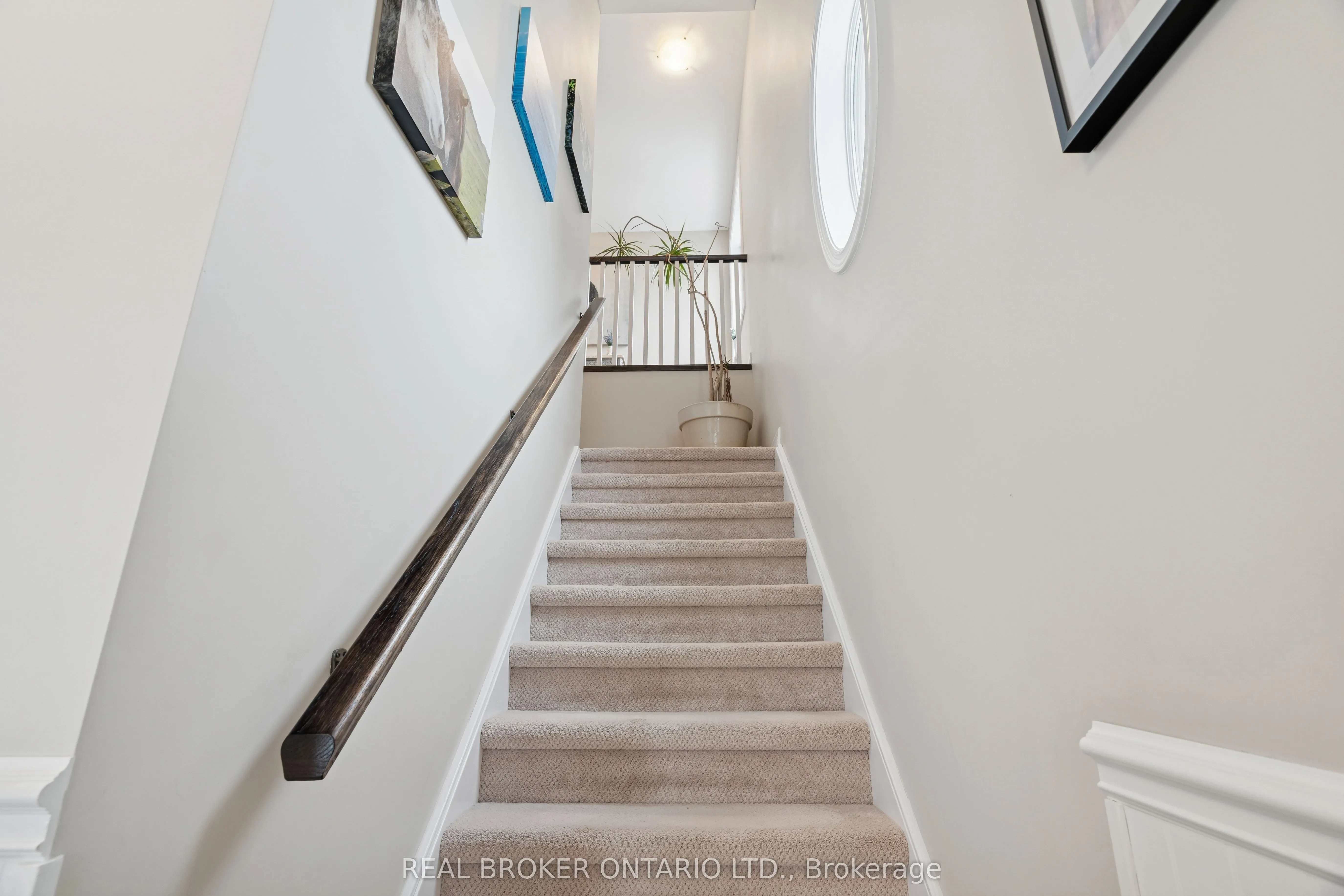 10 Chestnut Drive