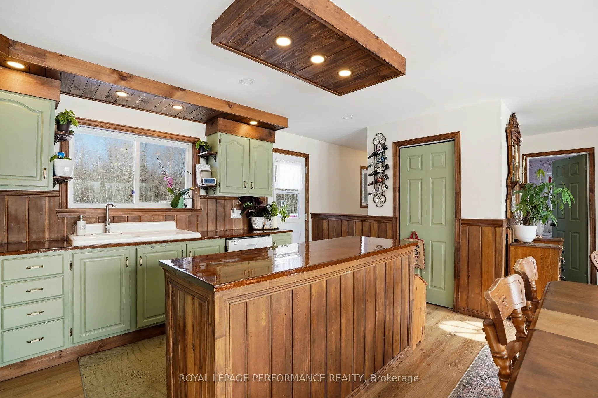 389 Concession 7 Road