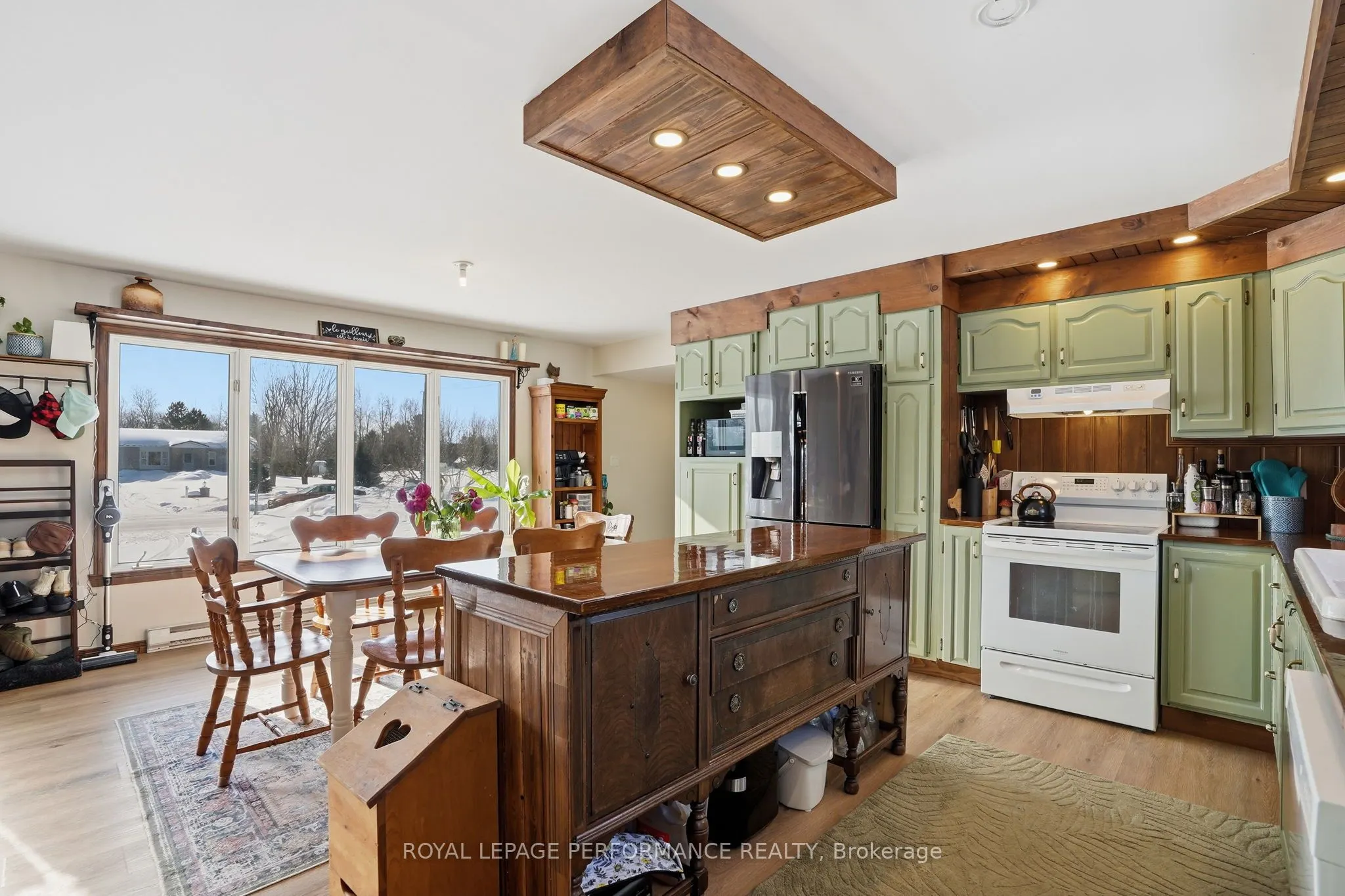 389 Concession 7 Road
