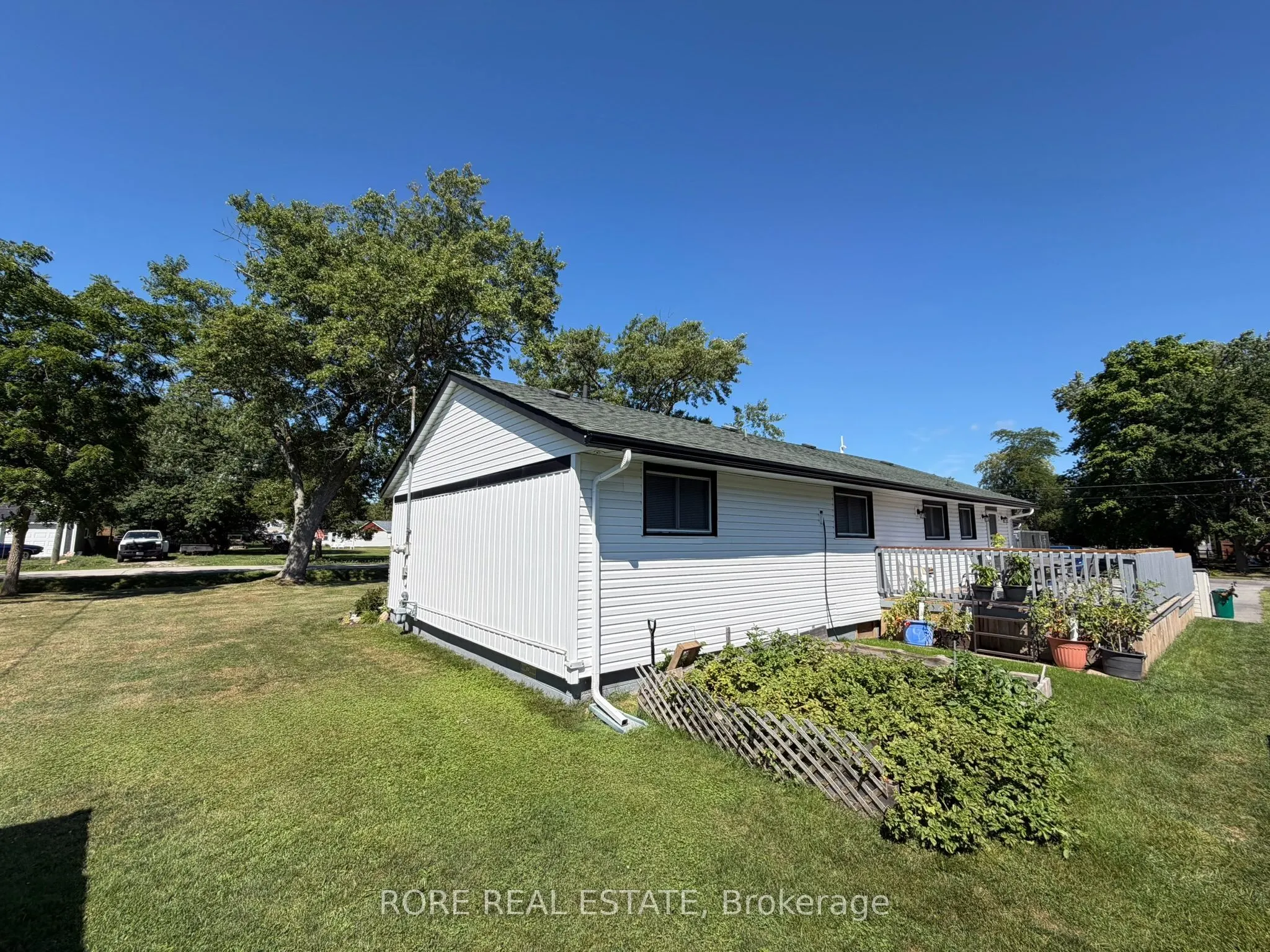 128 Cook Avenue
