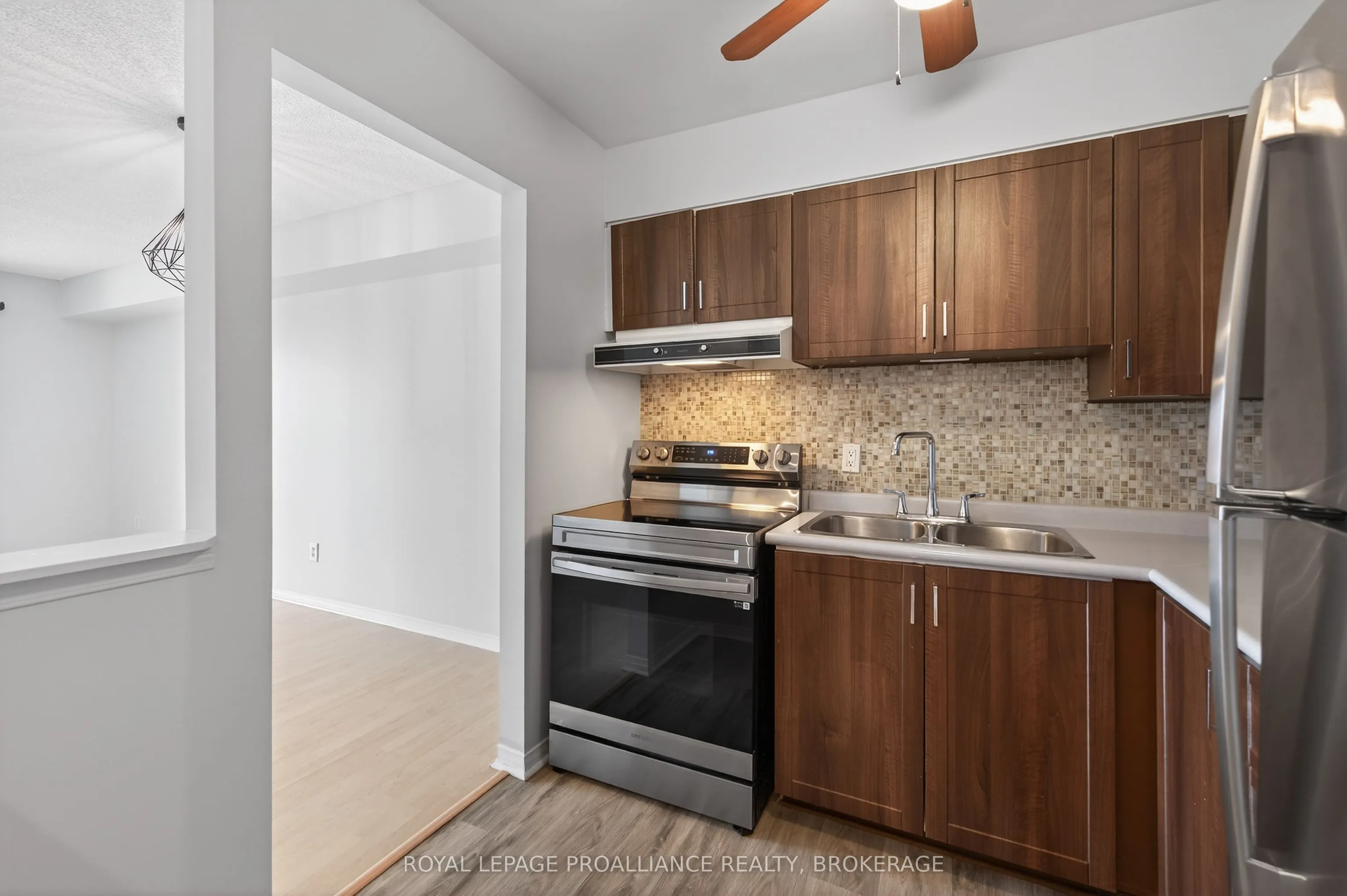 310 Kingsdale Avenue #313