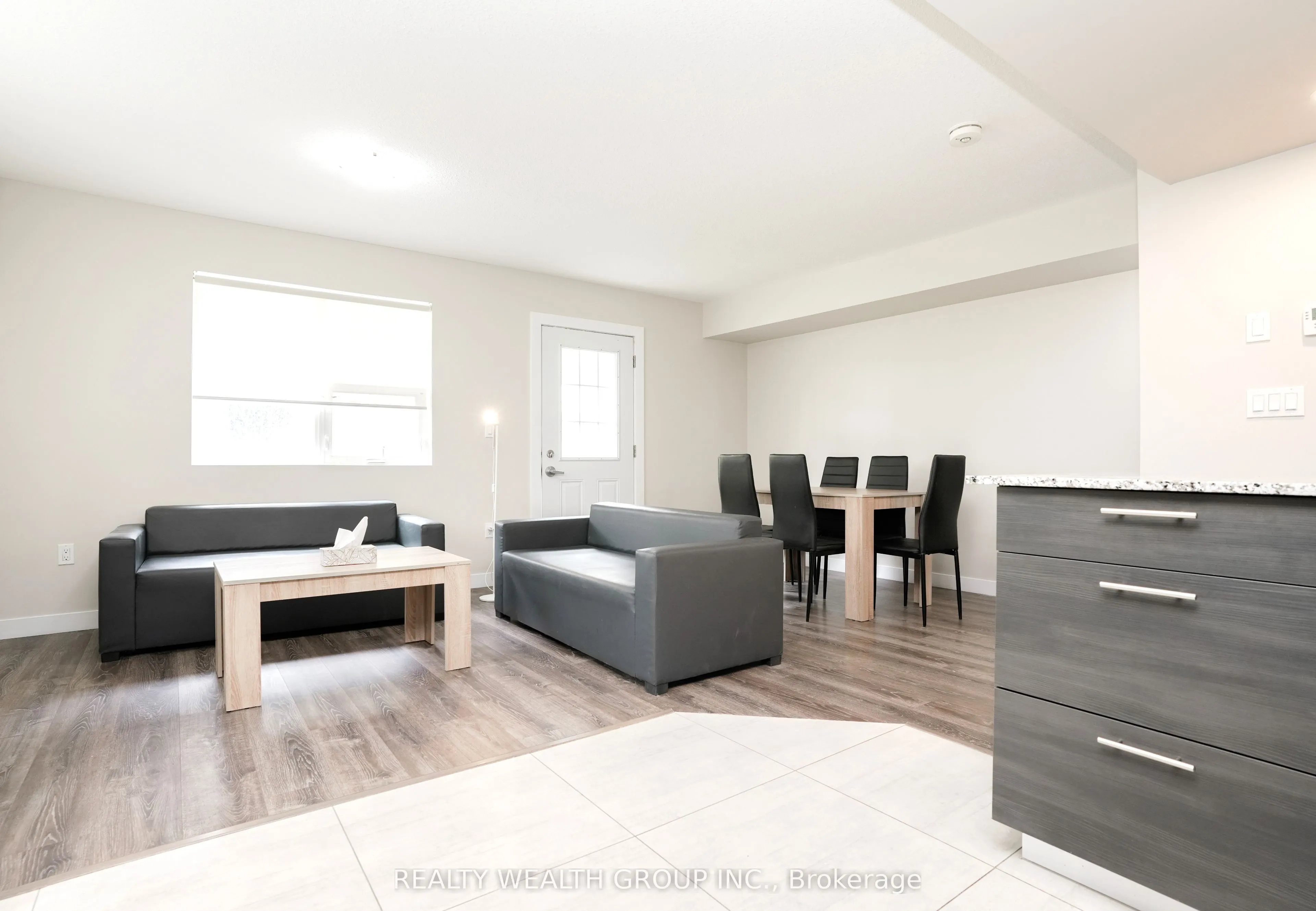 288 Albert Street #113