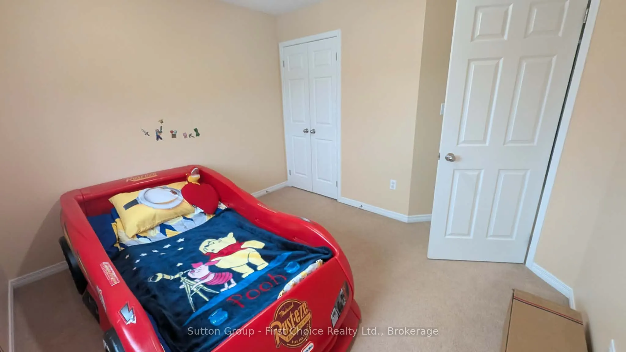 670 Reid Crescent