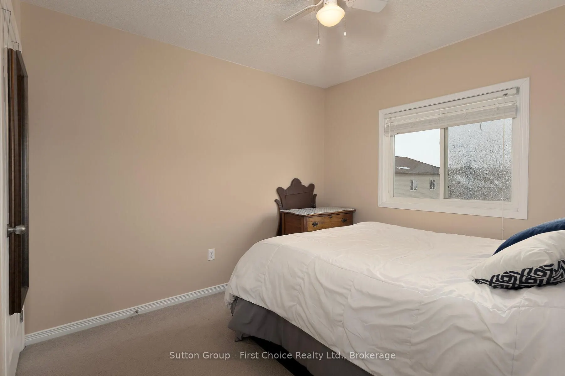 670 Reid Crescent