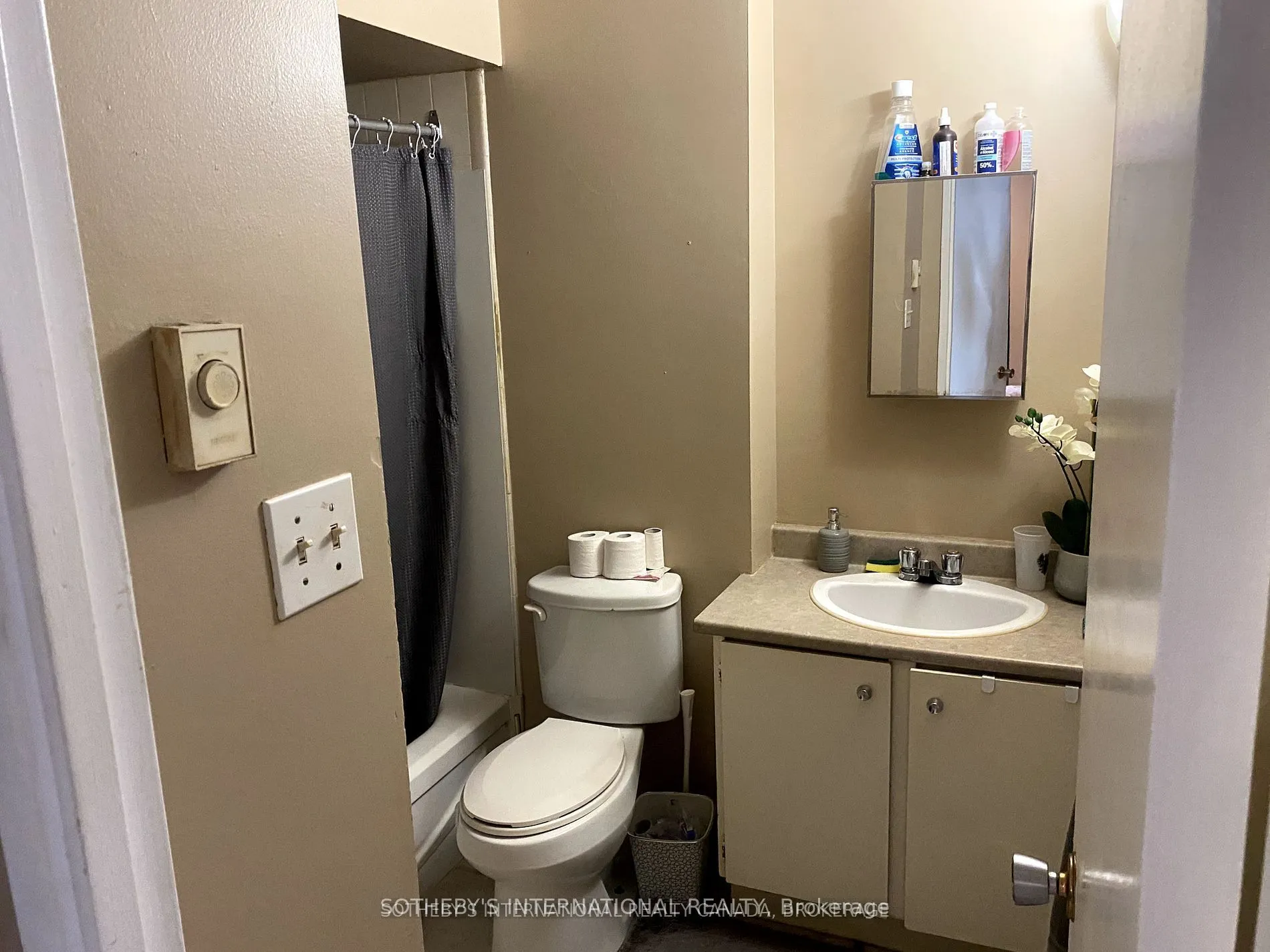 810 Kyle Crt Court #306