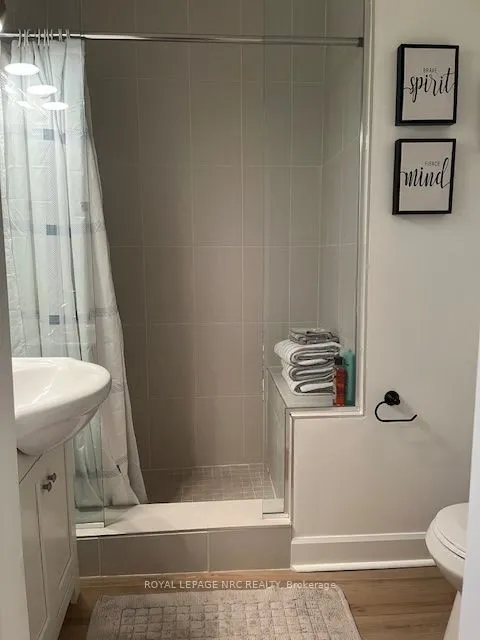 4-6 ONTARIO Street #2