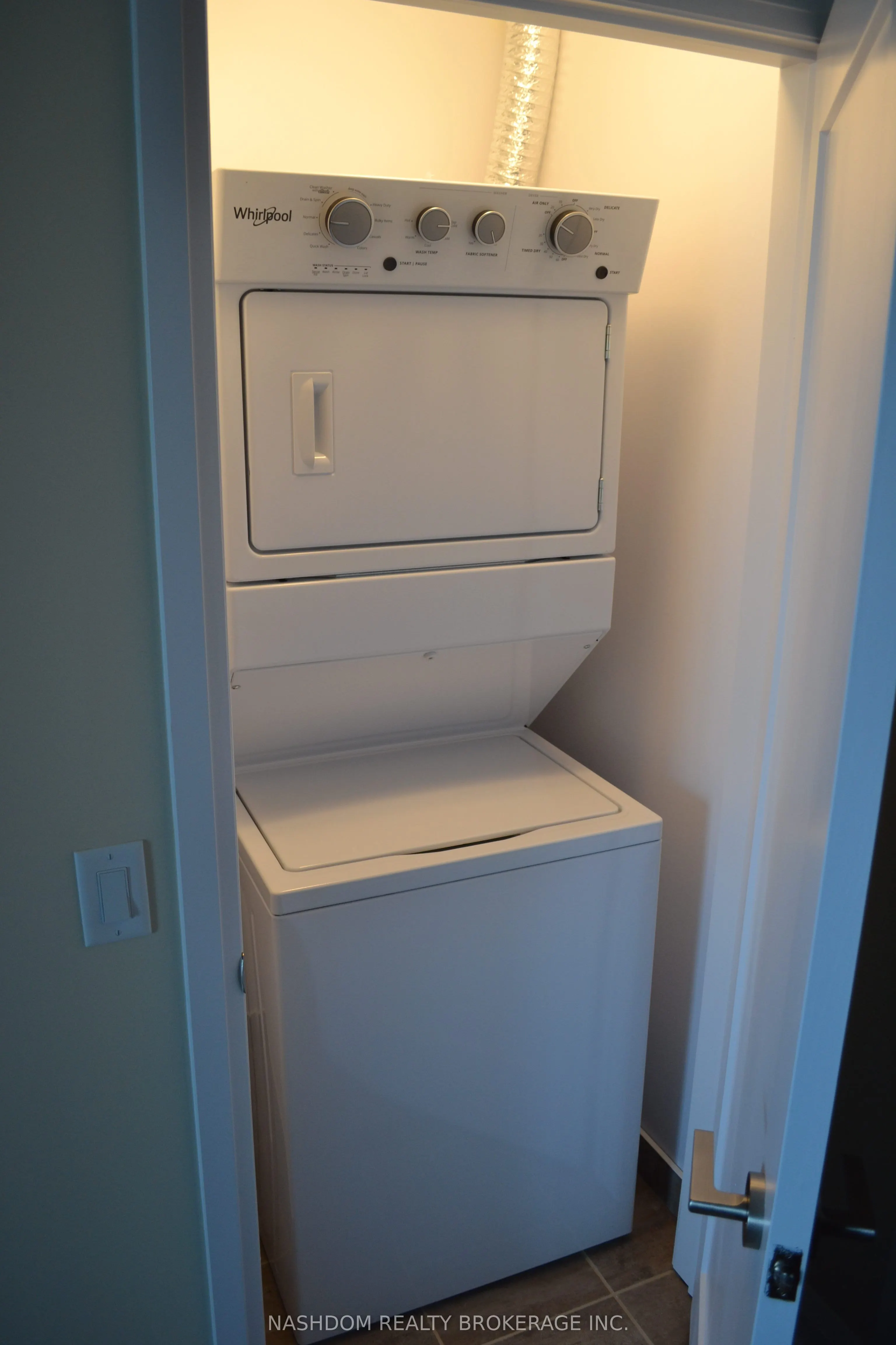 16 Concord Place #516