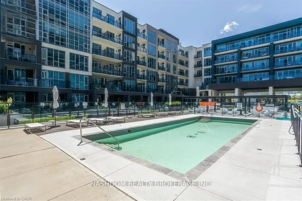 16 Concord Place #516