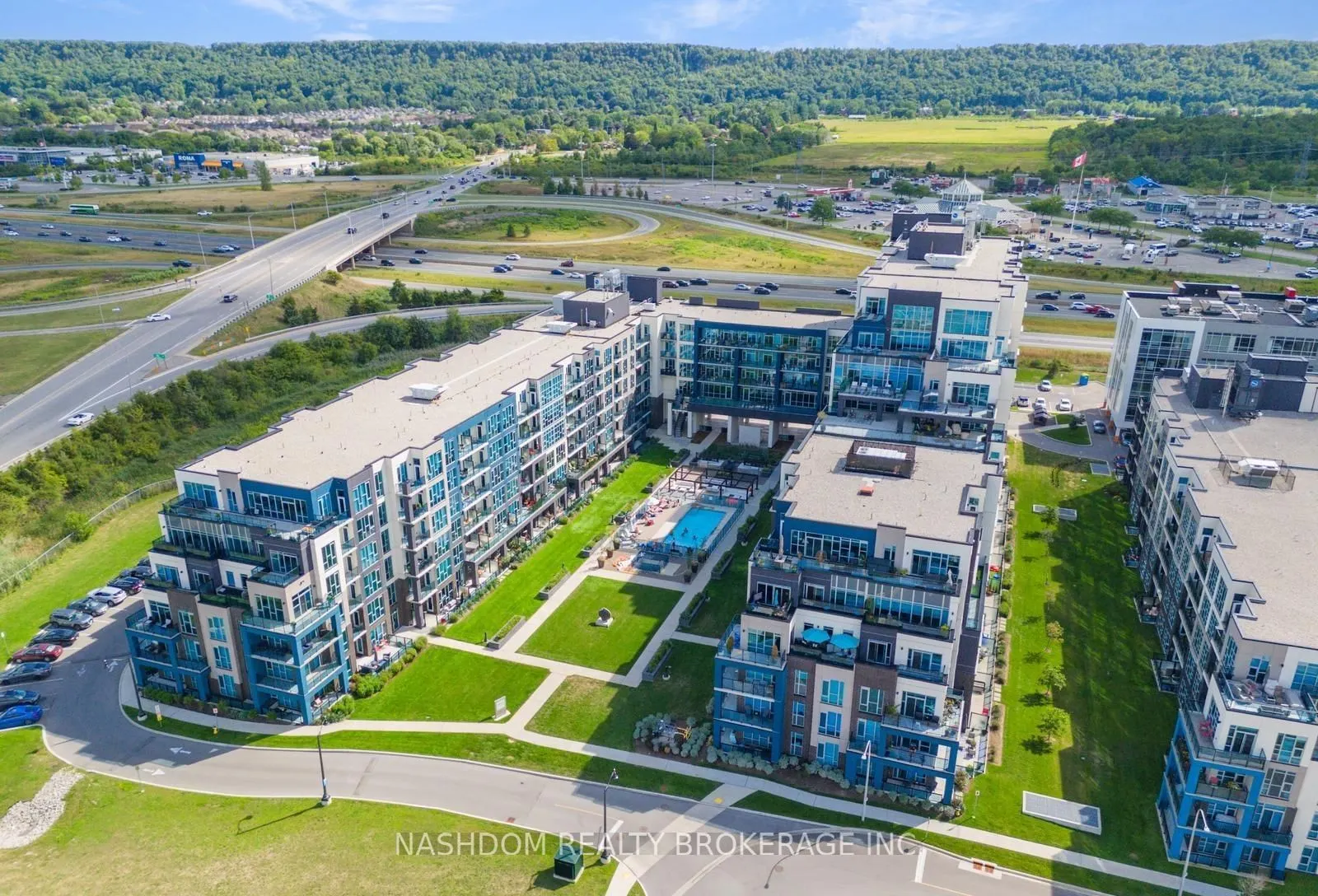 16 Concord Place #516