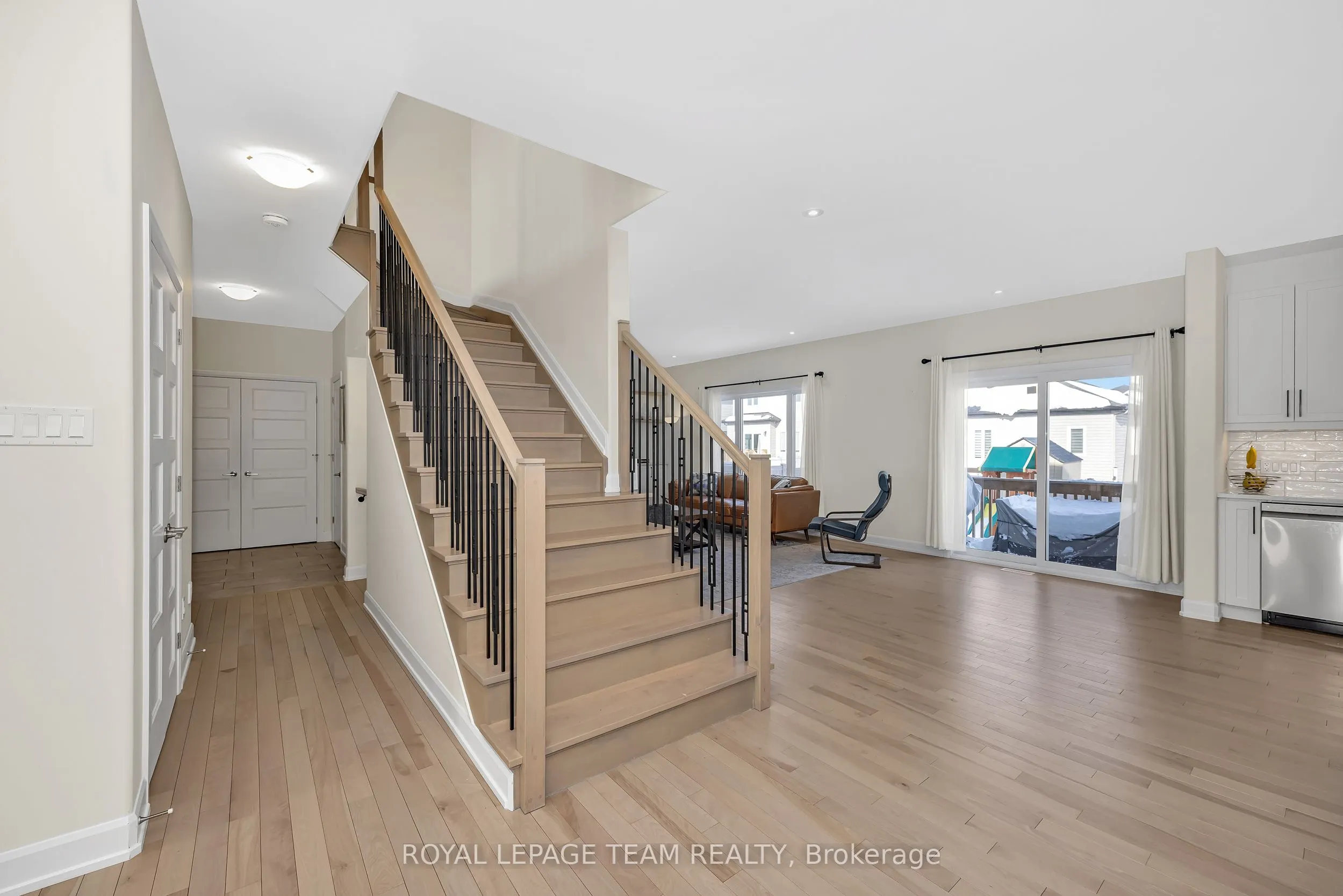 340 Moonlight Drive