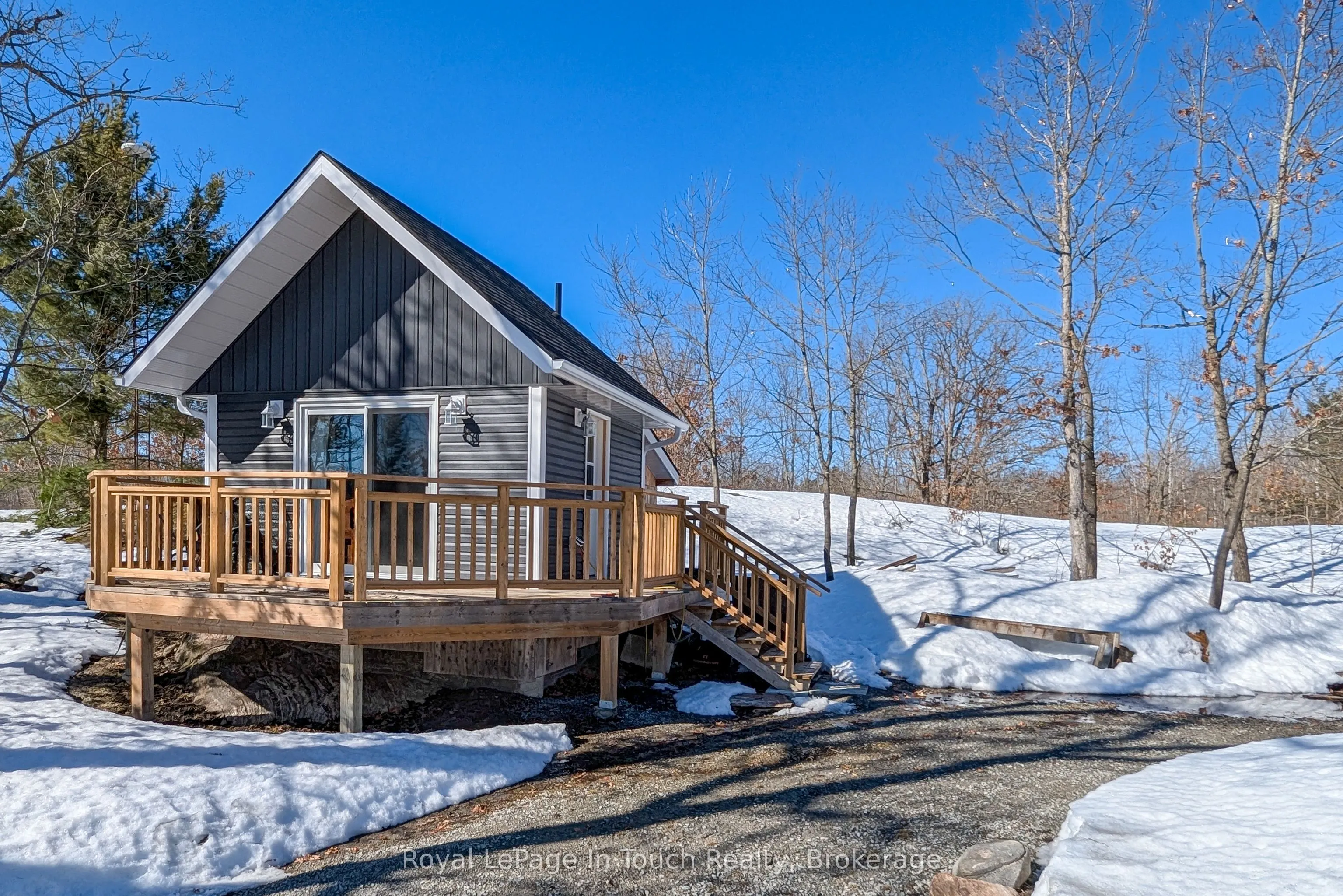 26 Macey Bay Road