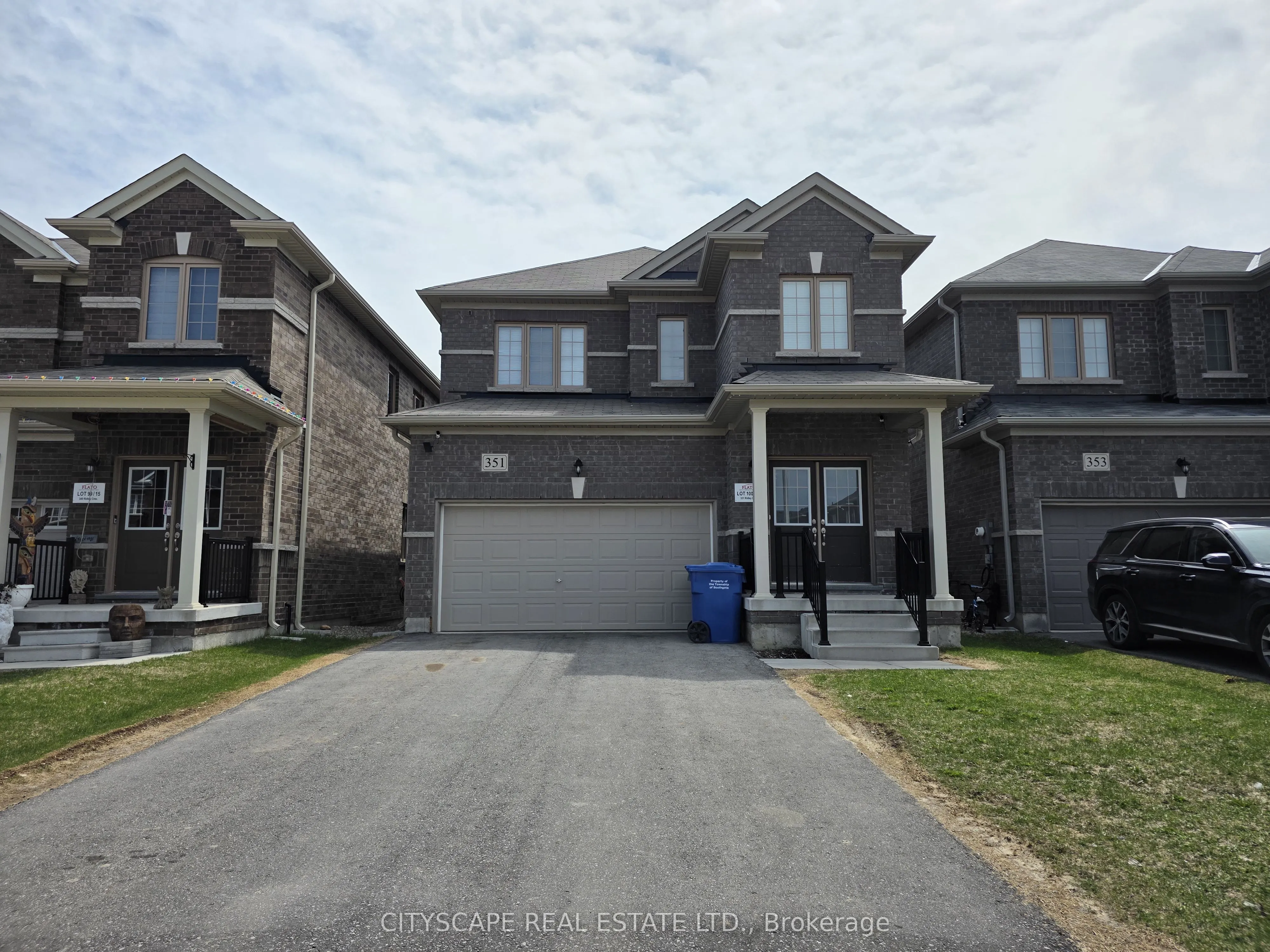 351 Ridley Crescent