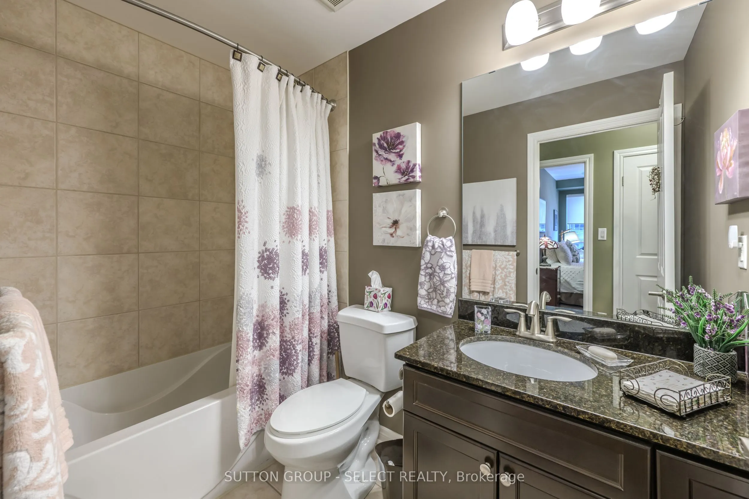 1030 Coronation Drive #812
