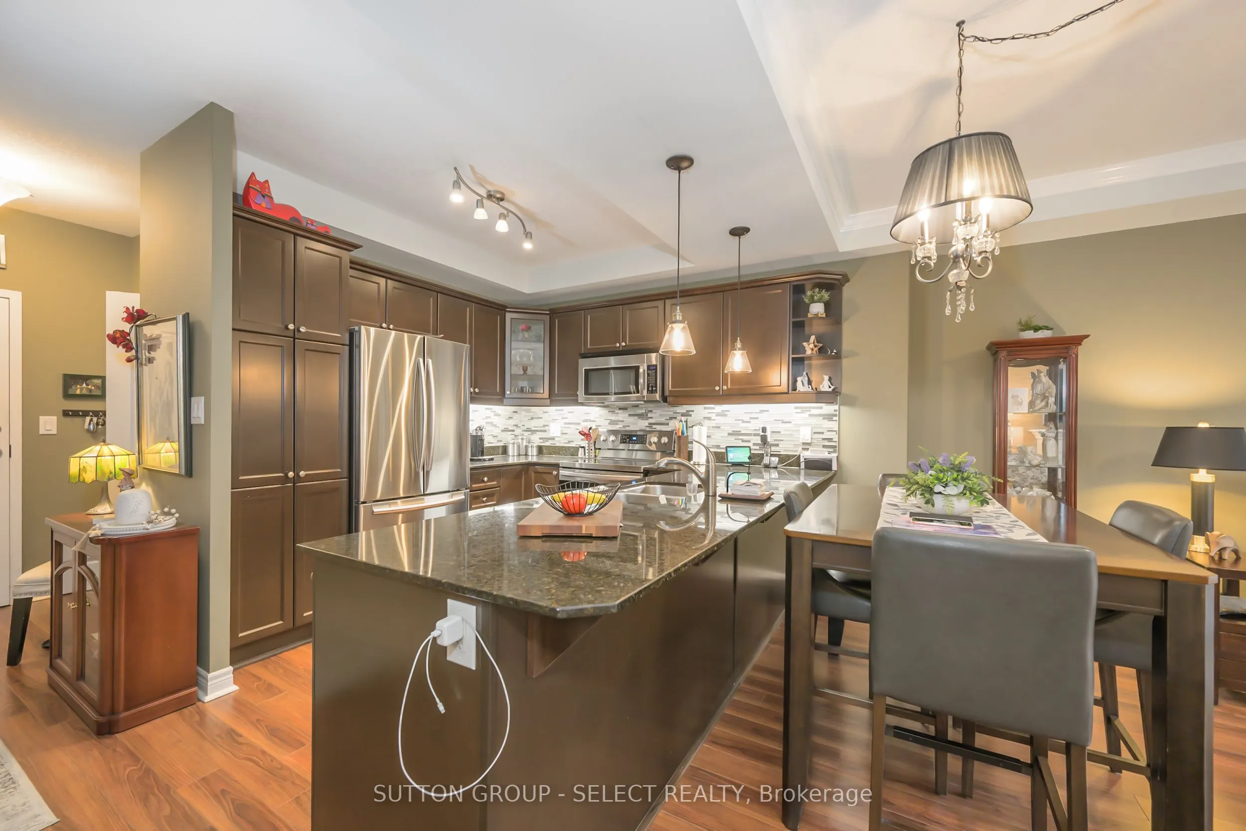 1030 Coronation Drive #812