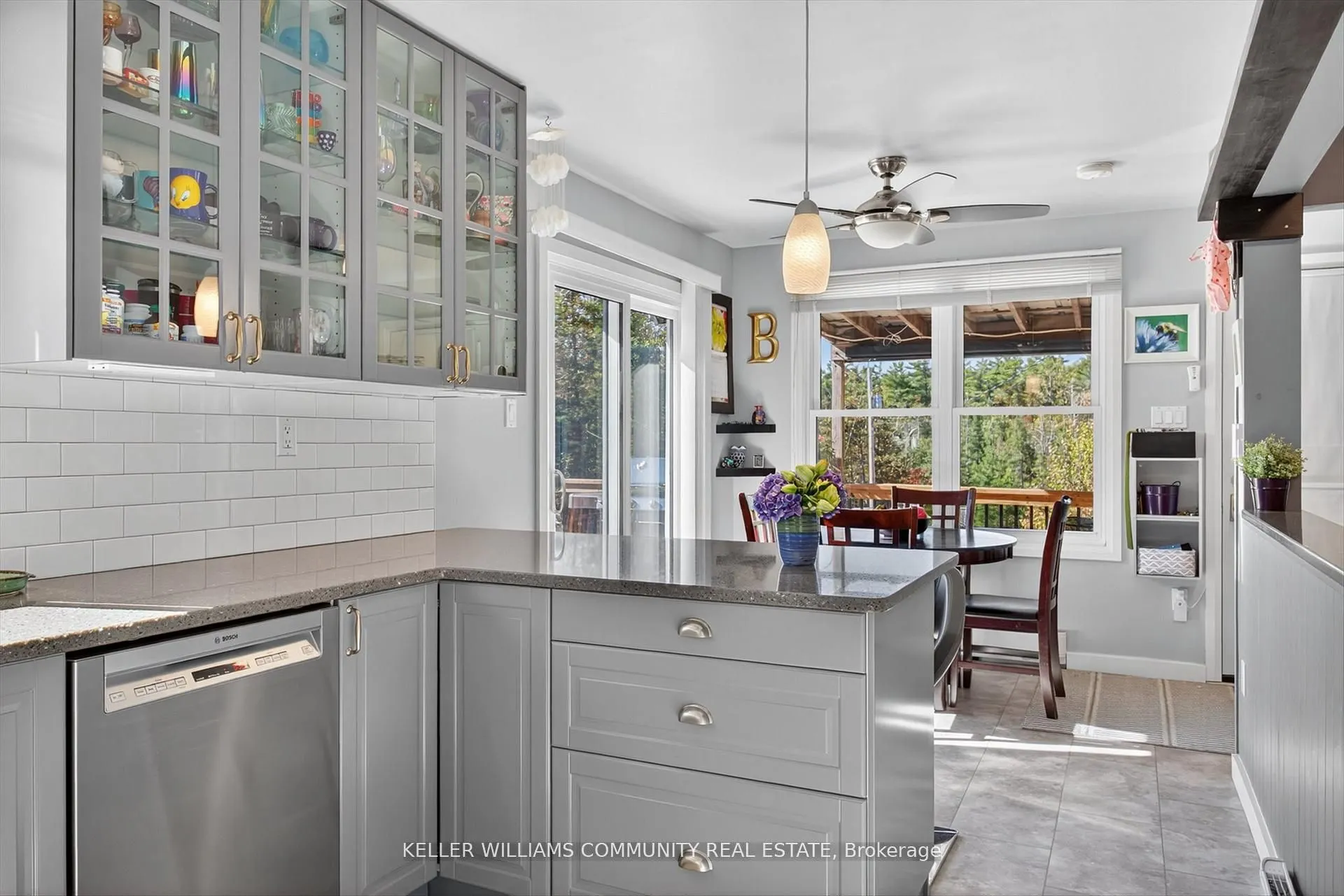 1352 County Rd 49 Road