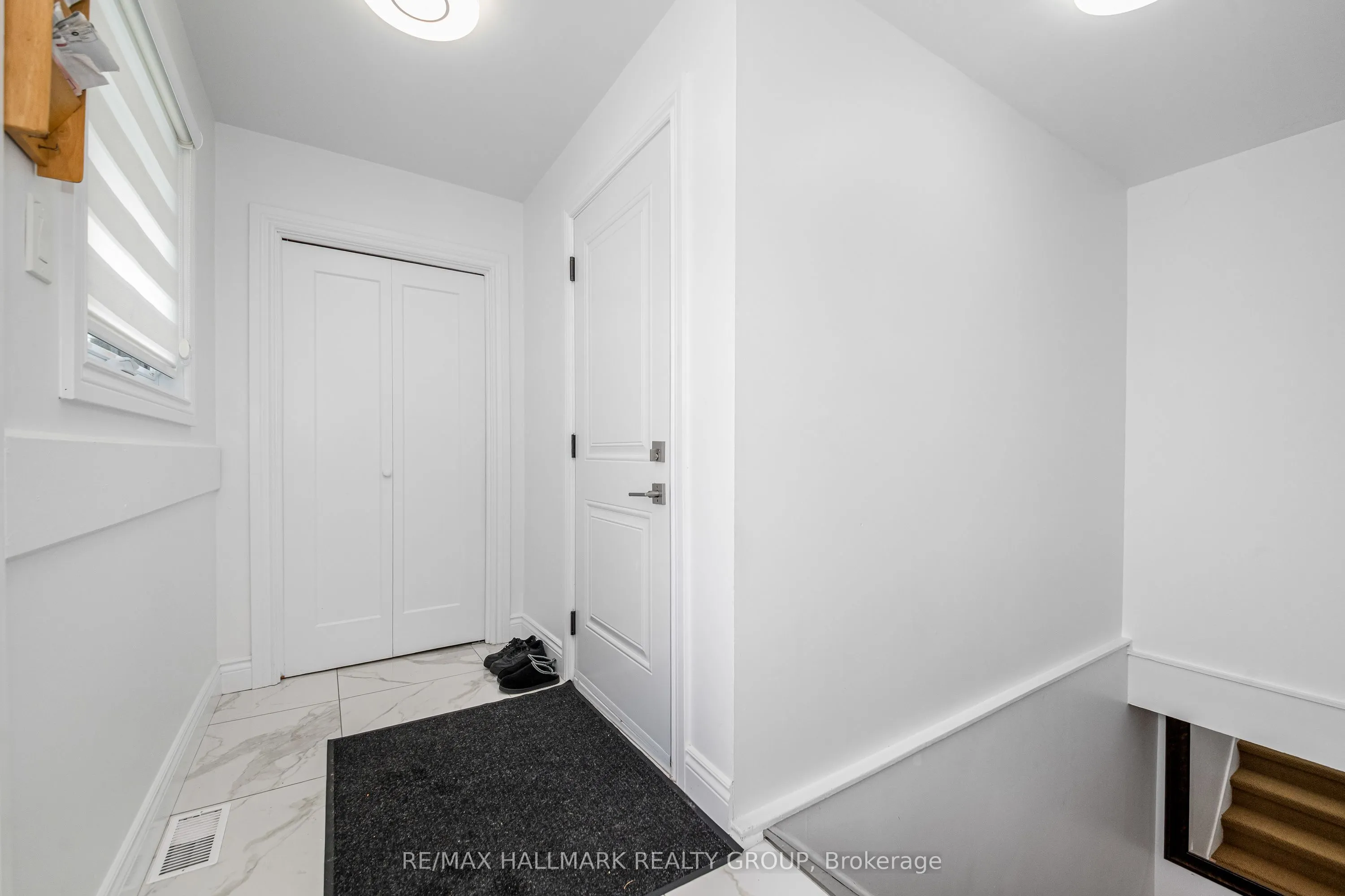 1190 Maple Avenue