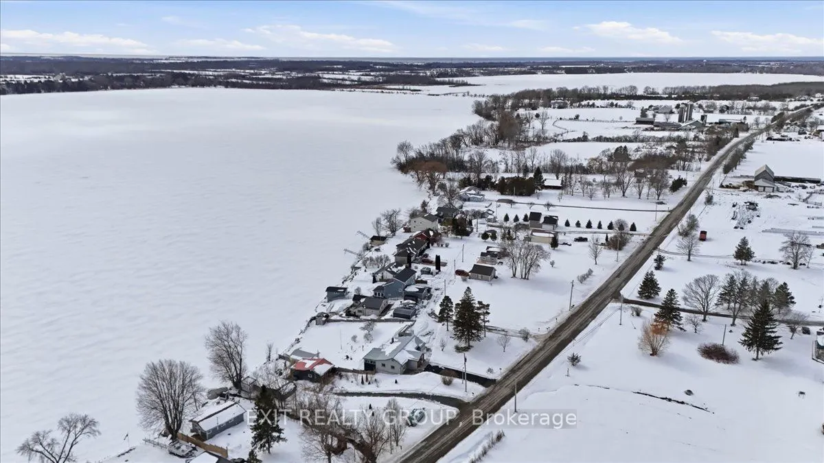 1083 Lakeside Drive