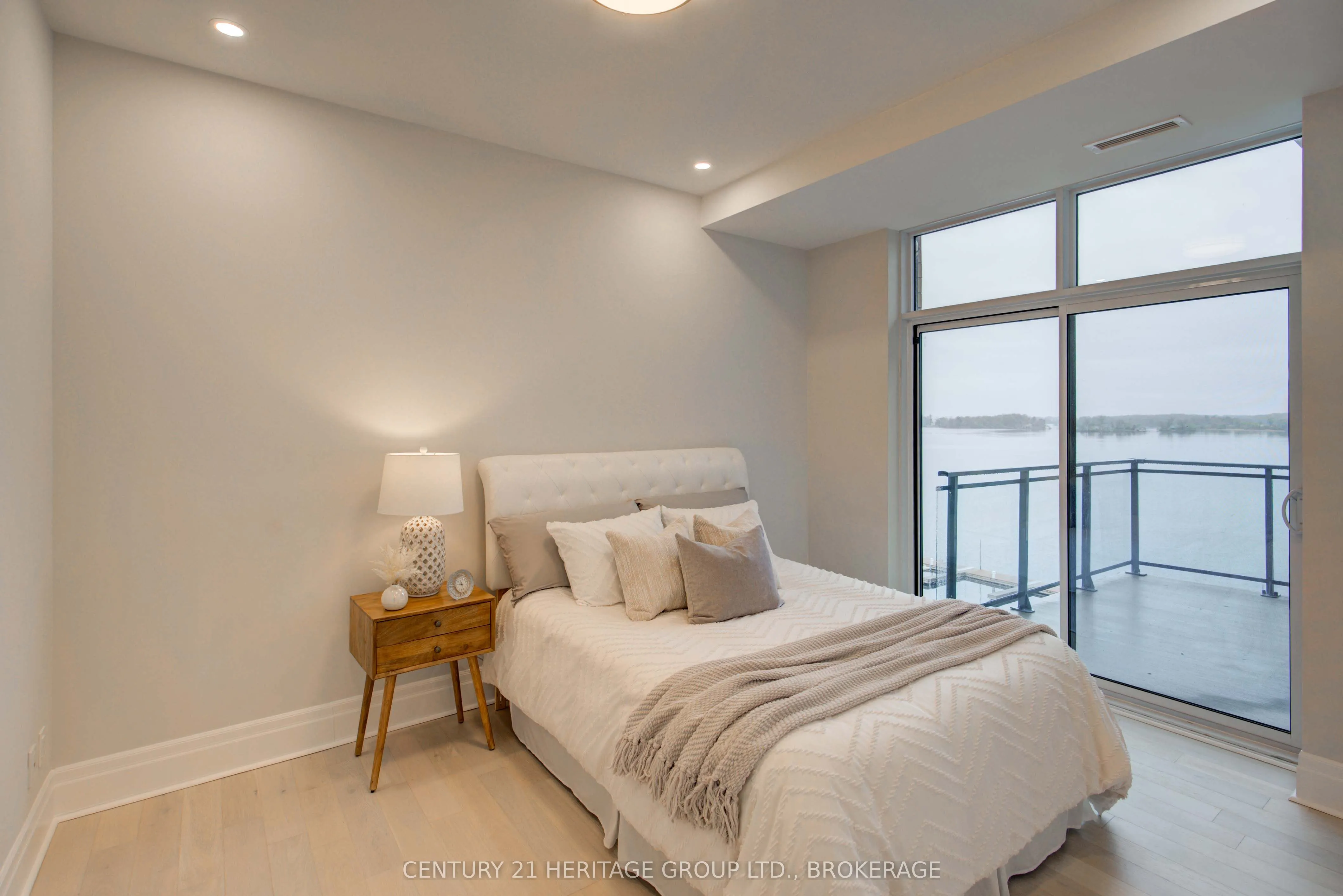 129 South Street #607