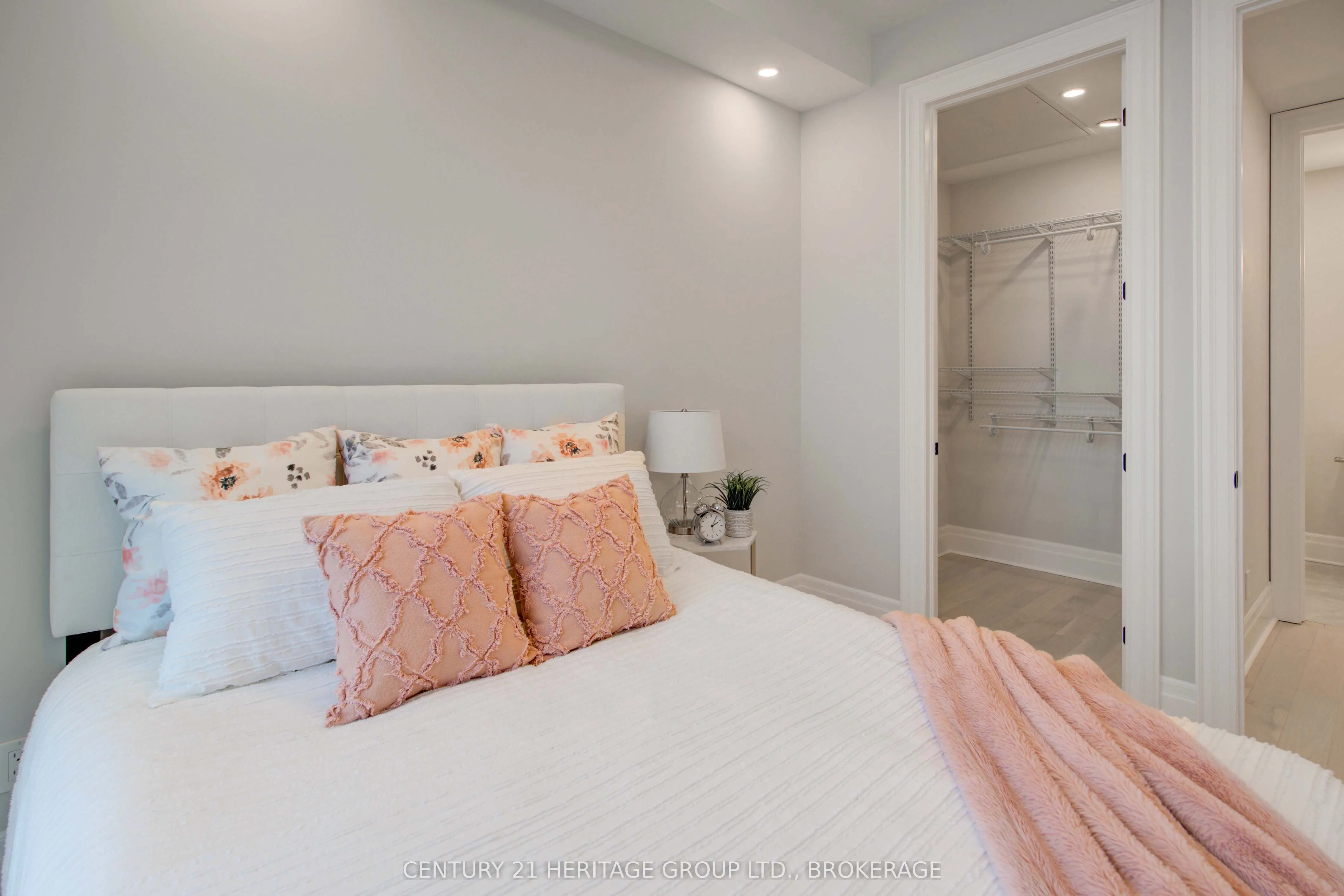 129 South Street #607