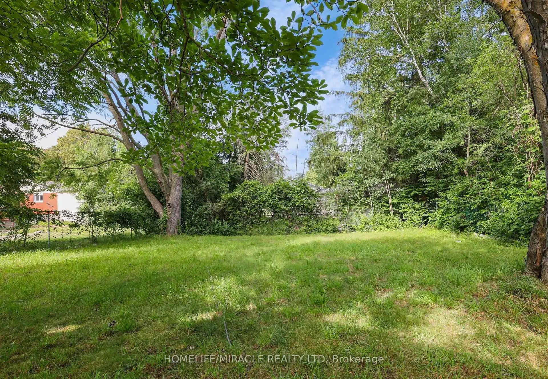 7 Cardill Crescent