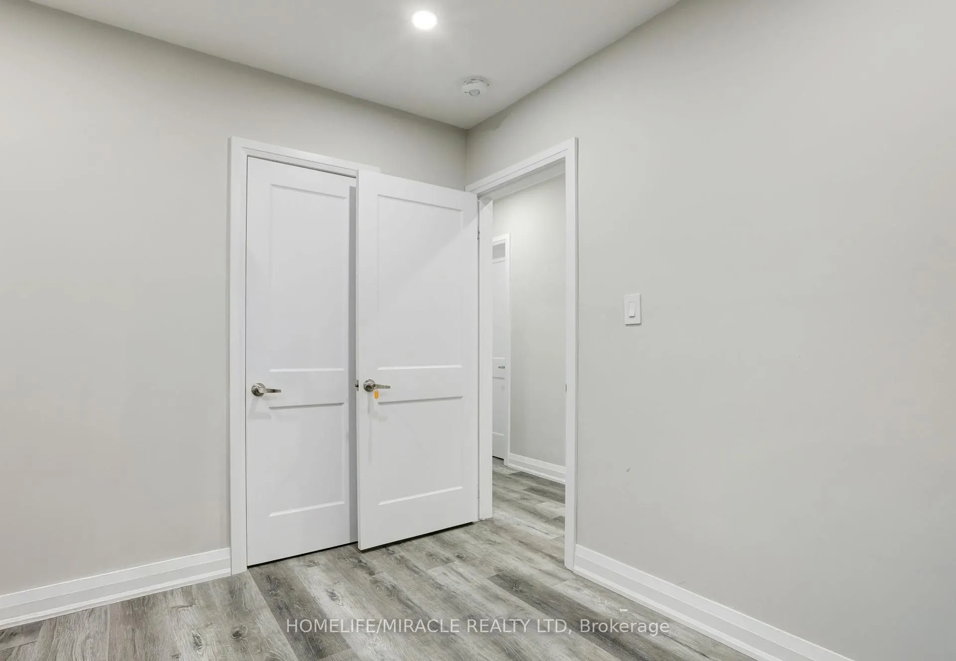7 Cardill Crescent