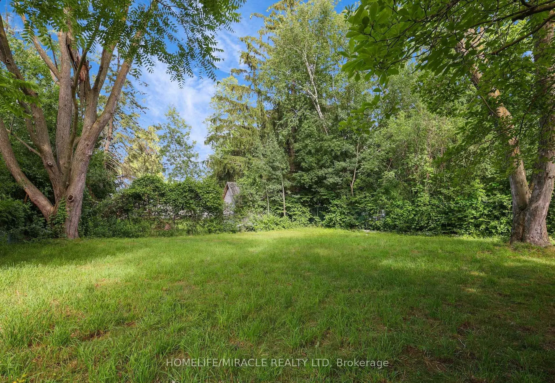 7 Cardill Crescent