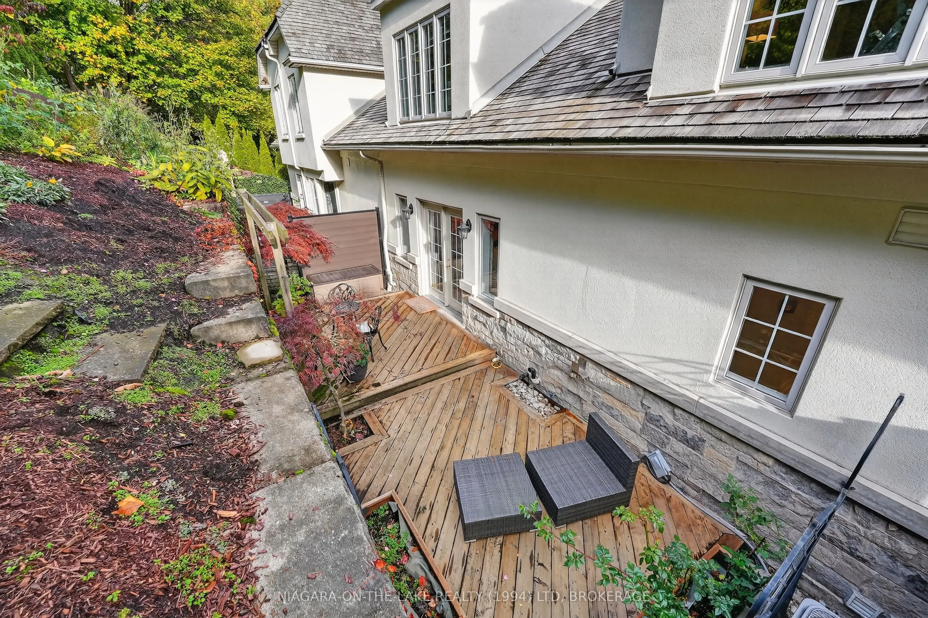 222 Ricardo Street #9