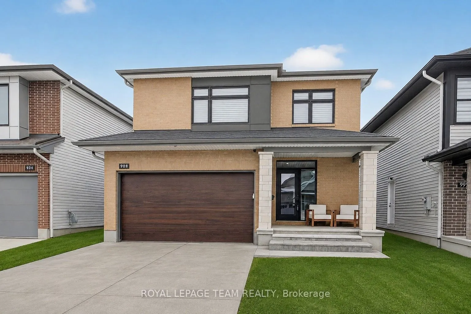 988 Beckton Heights