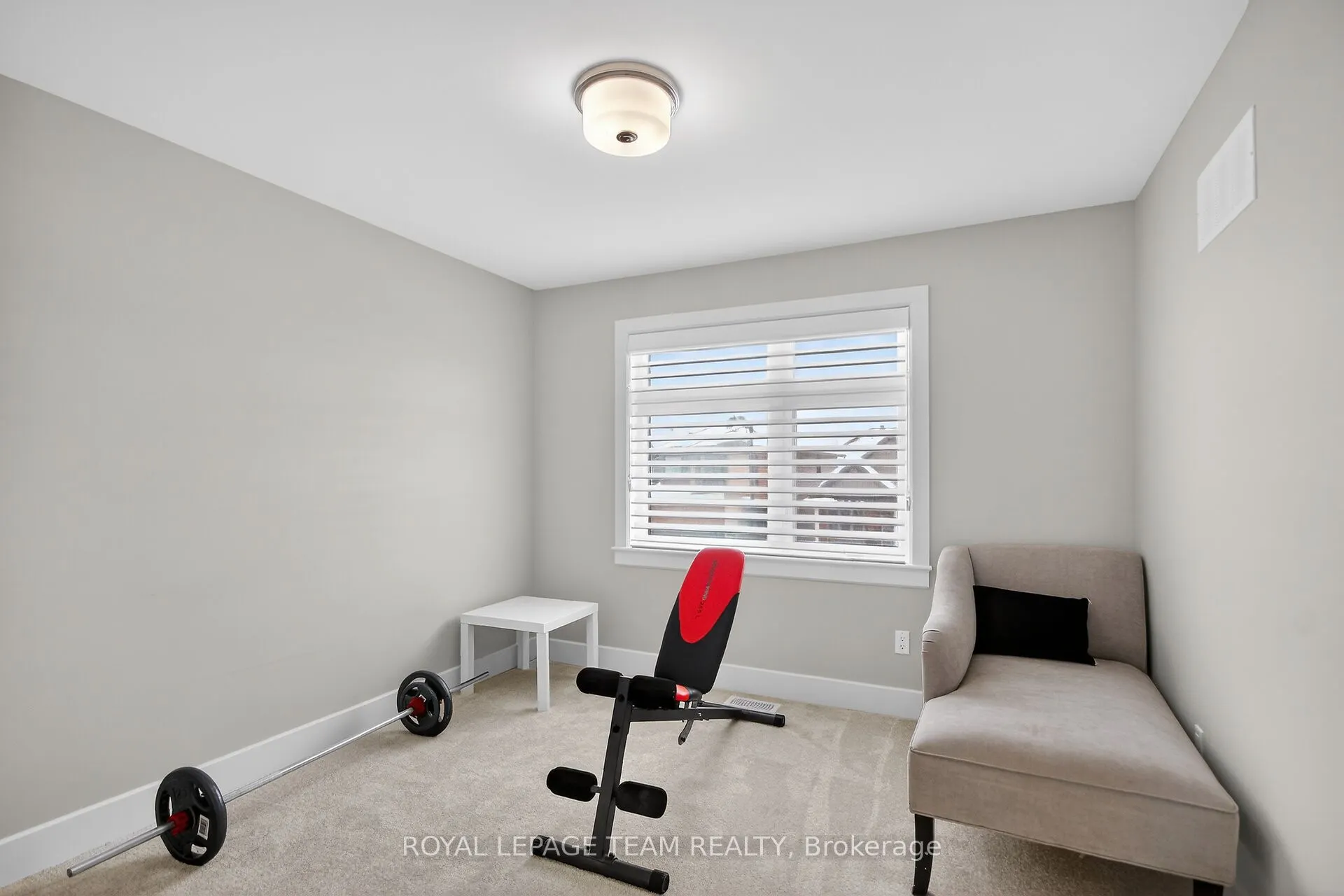 988 Beckton Heights