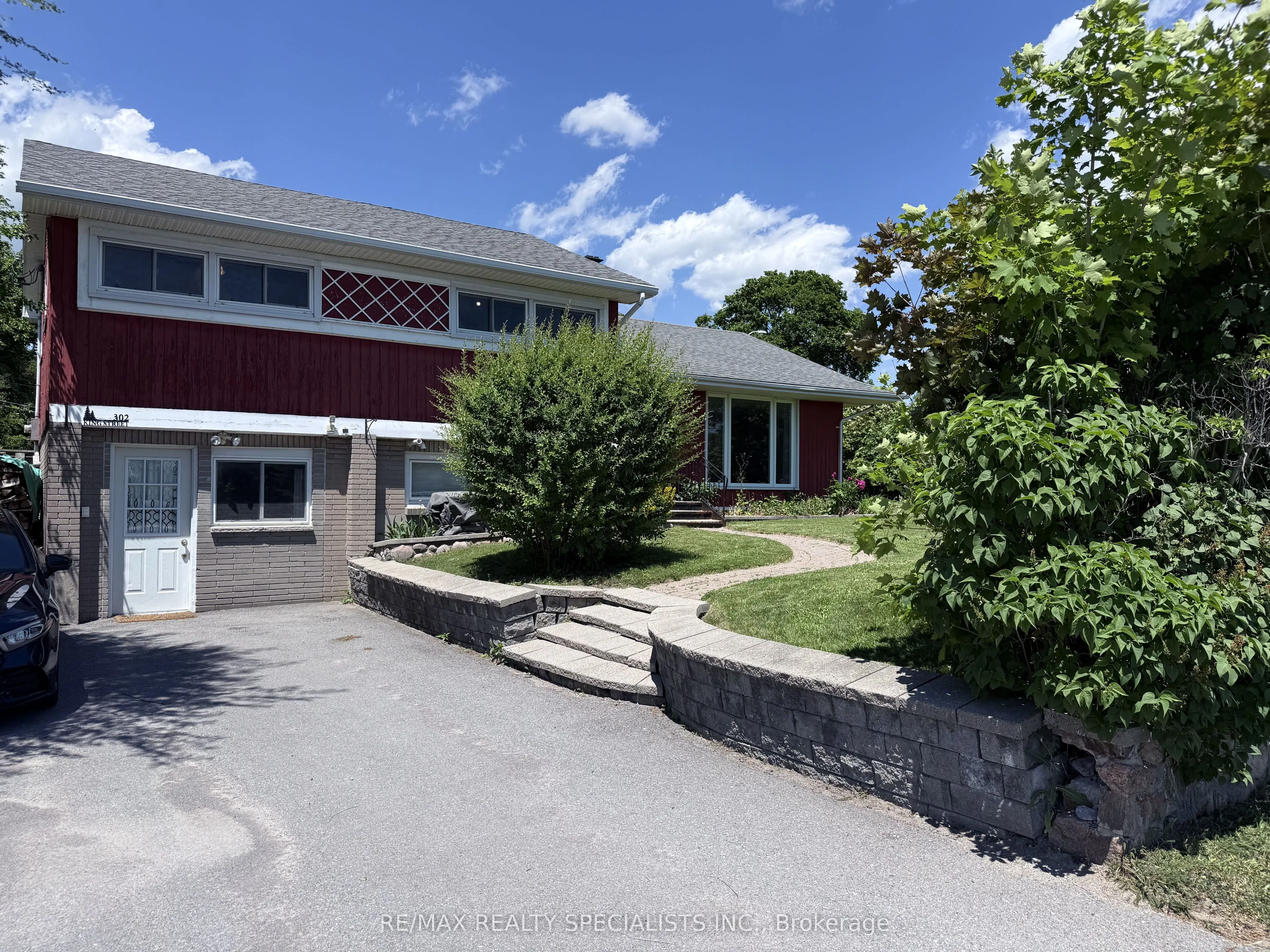 302 King Street