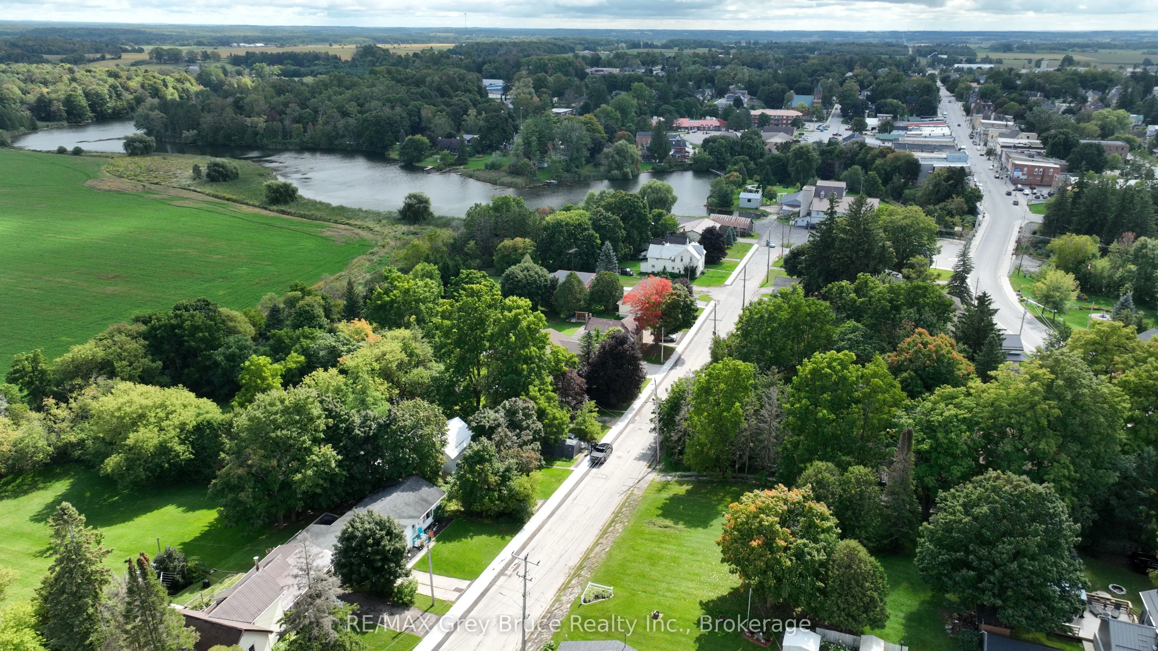 PT LOT 2 2ND Avenue