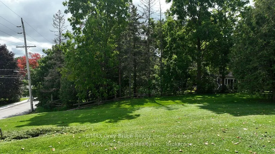 PT LOT 2 2ND Avenue