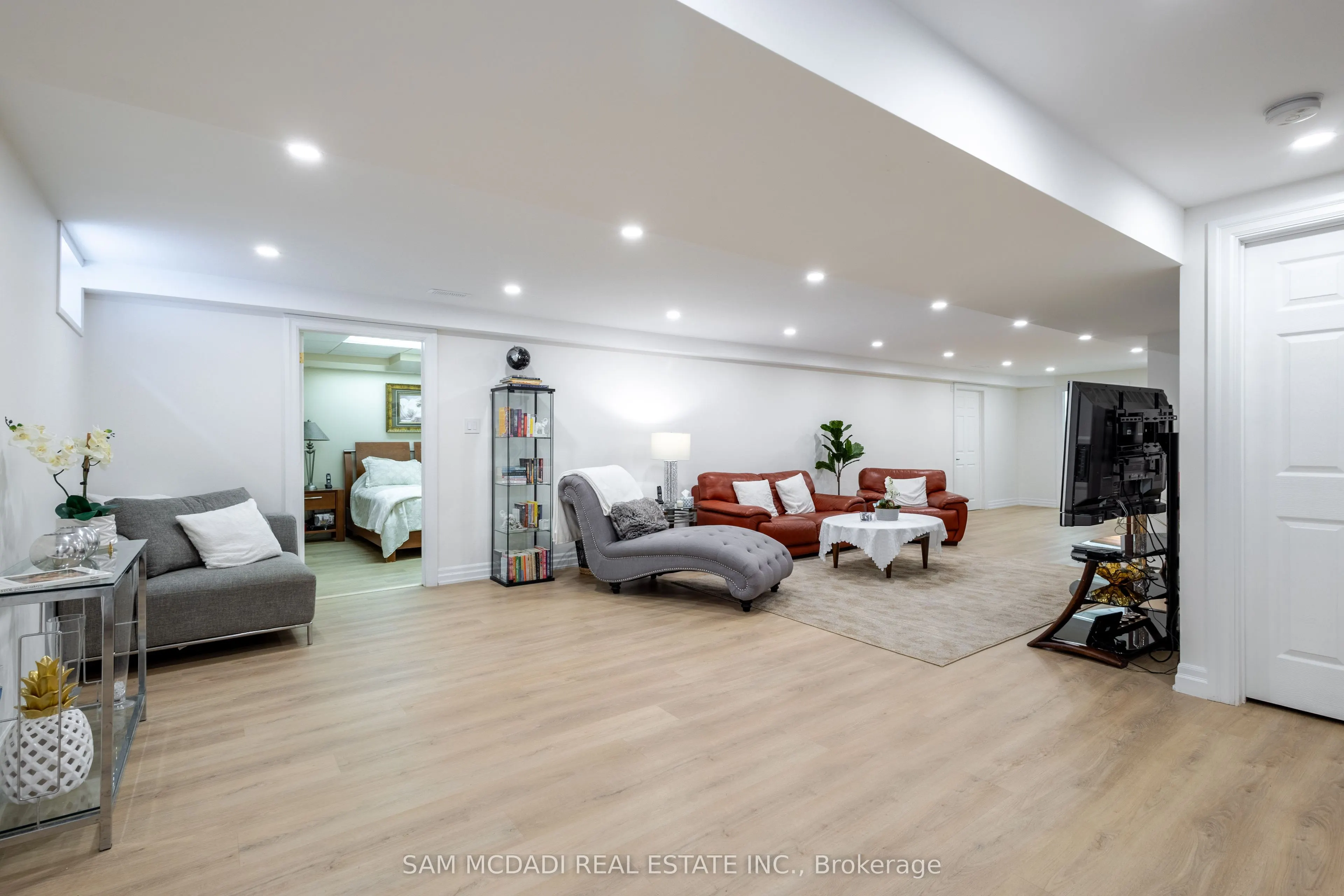 12 Cheval Drive