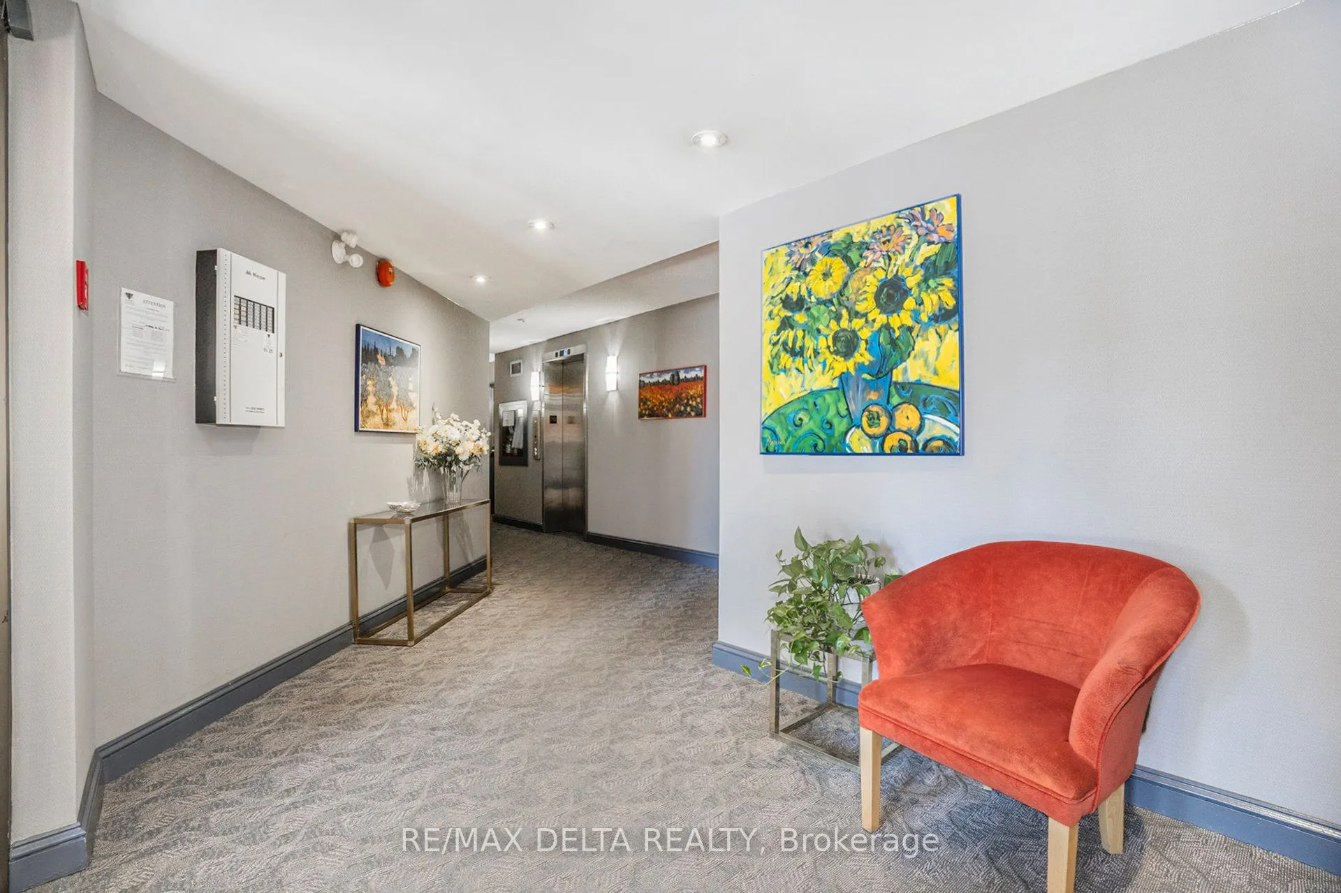 295 Gilmour Street #304