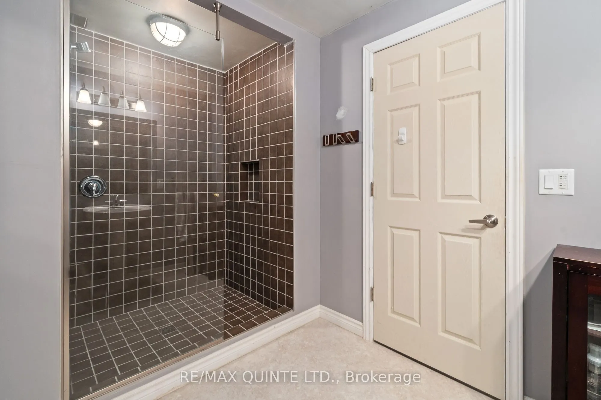 100 Bay Breeze Street