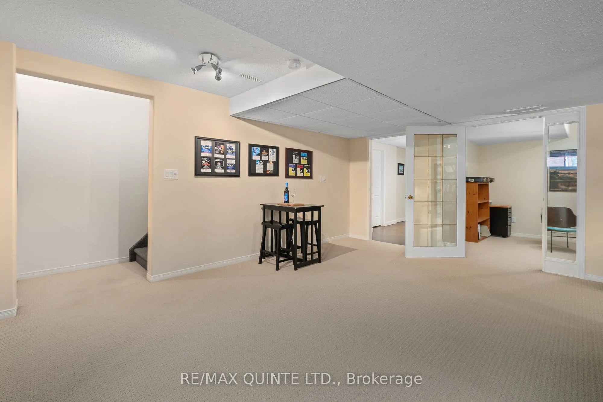100 Bay Breeze Street