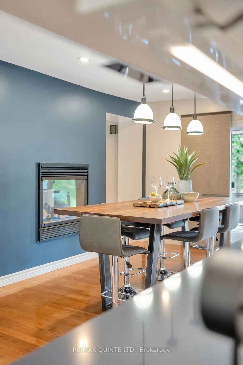100 Bay Breeze Street