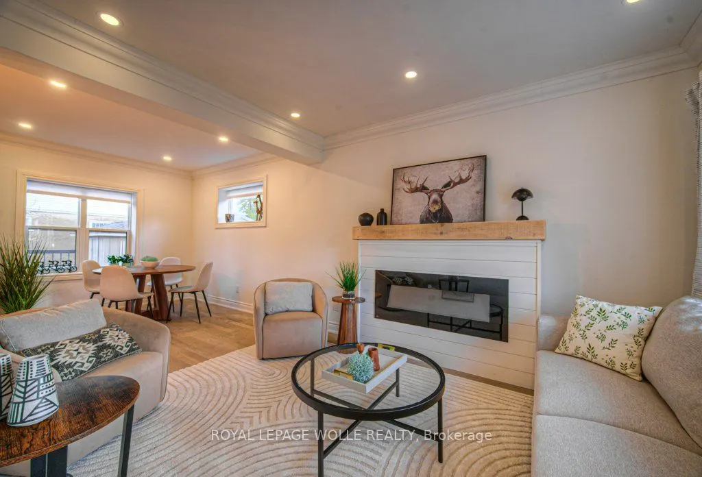 30 Dunbar Road S