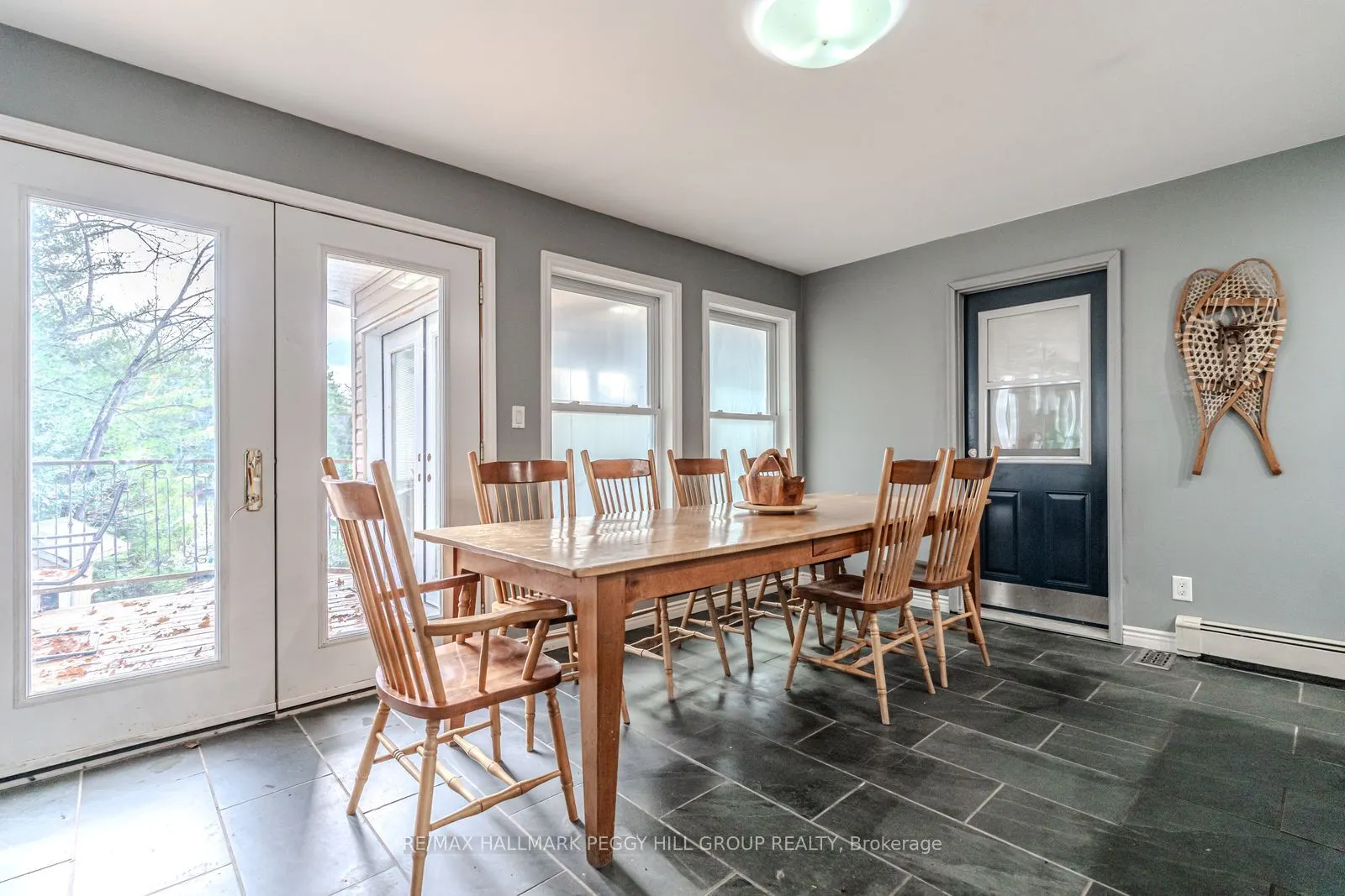 4 Clover Court